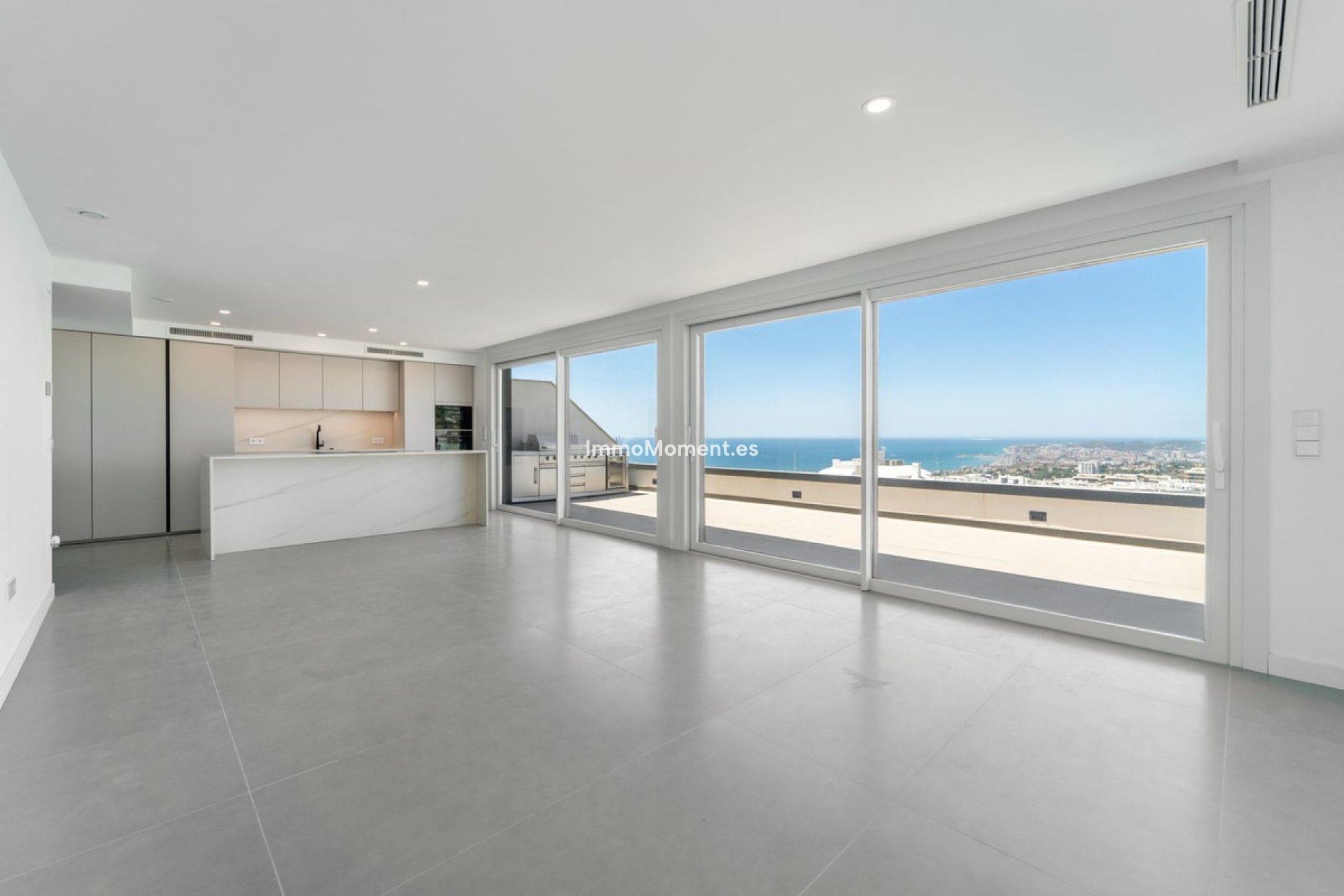 Resale - Apartment - Fuengirola - Higueron