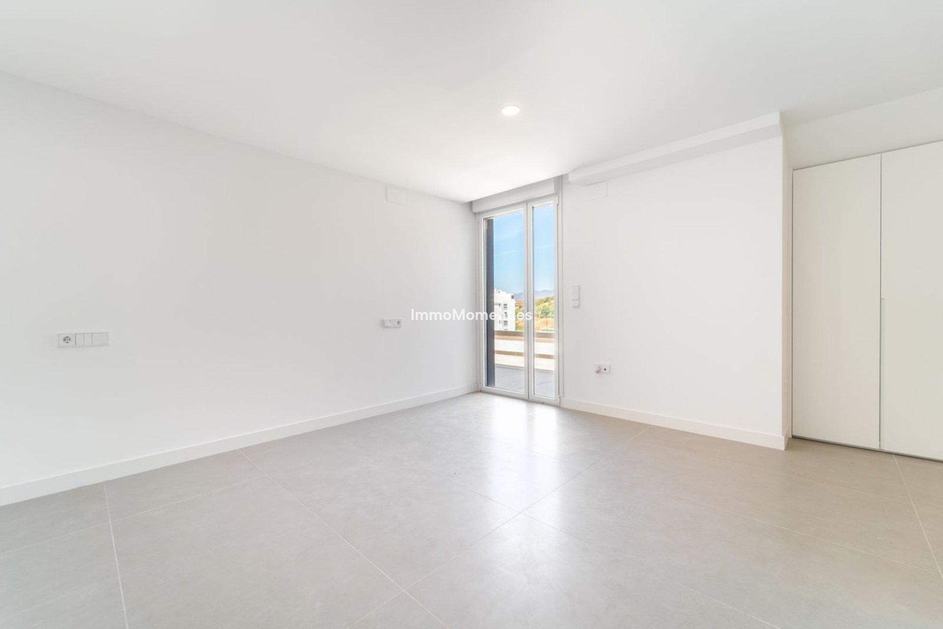 Resale - Apartment - Fuengirola - Higueron