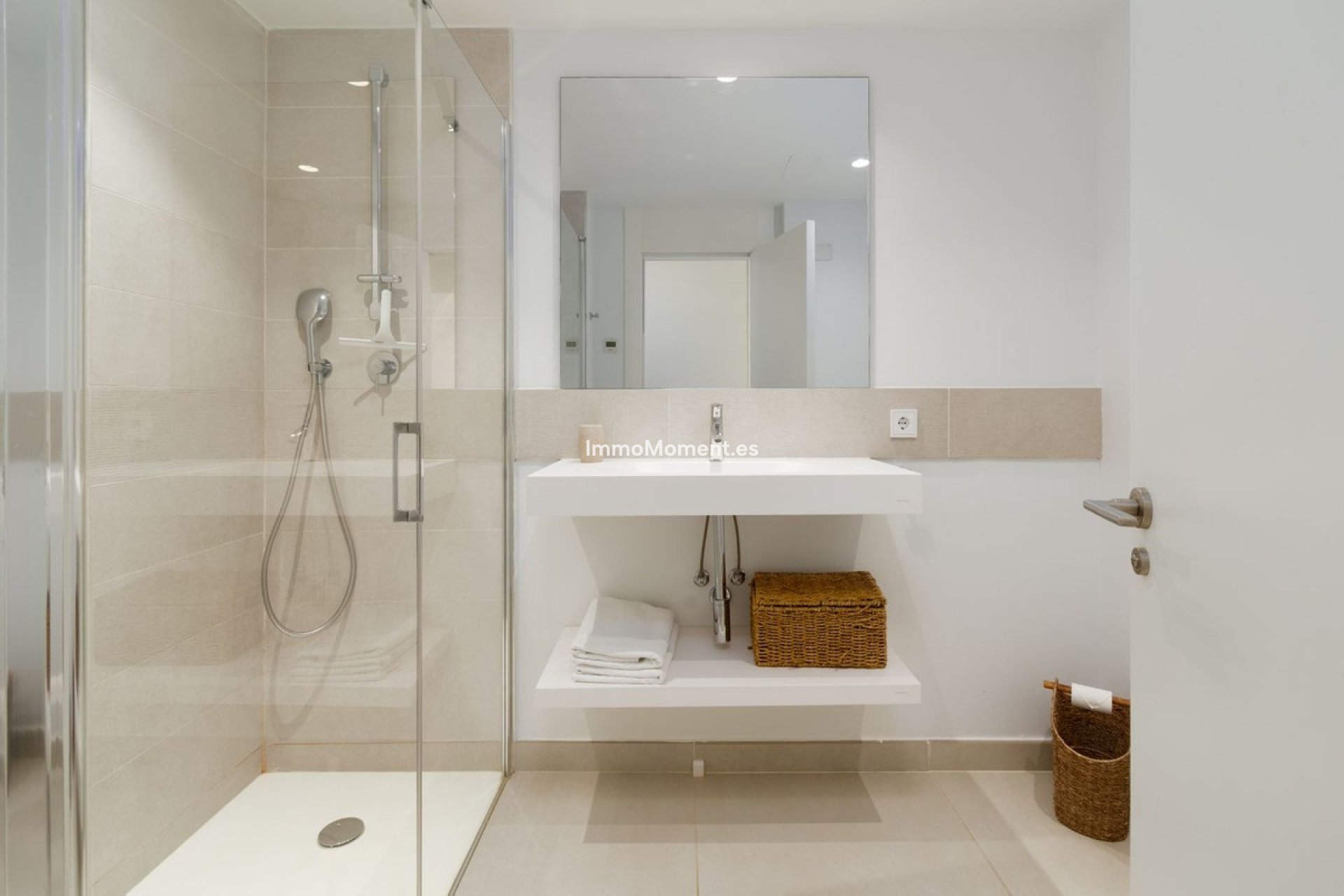 Resale - Apartment - Fuengirola - Higueron