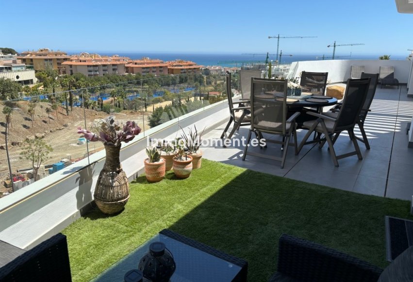 Resale - Apartment - Fuengirola - Higueron