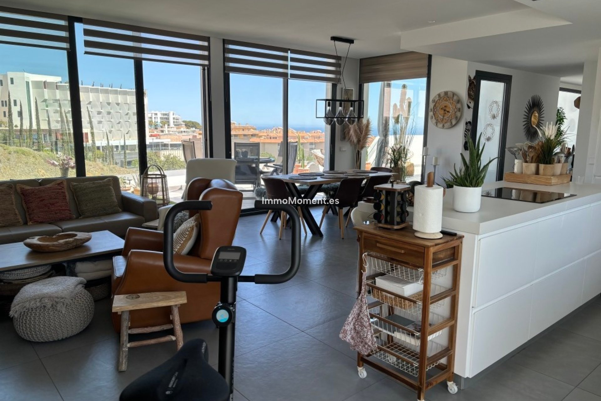 Resale - Apartment - Fuengirola - Higueron