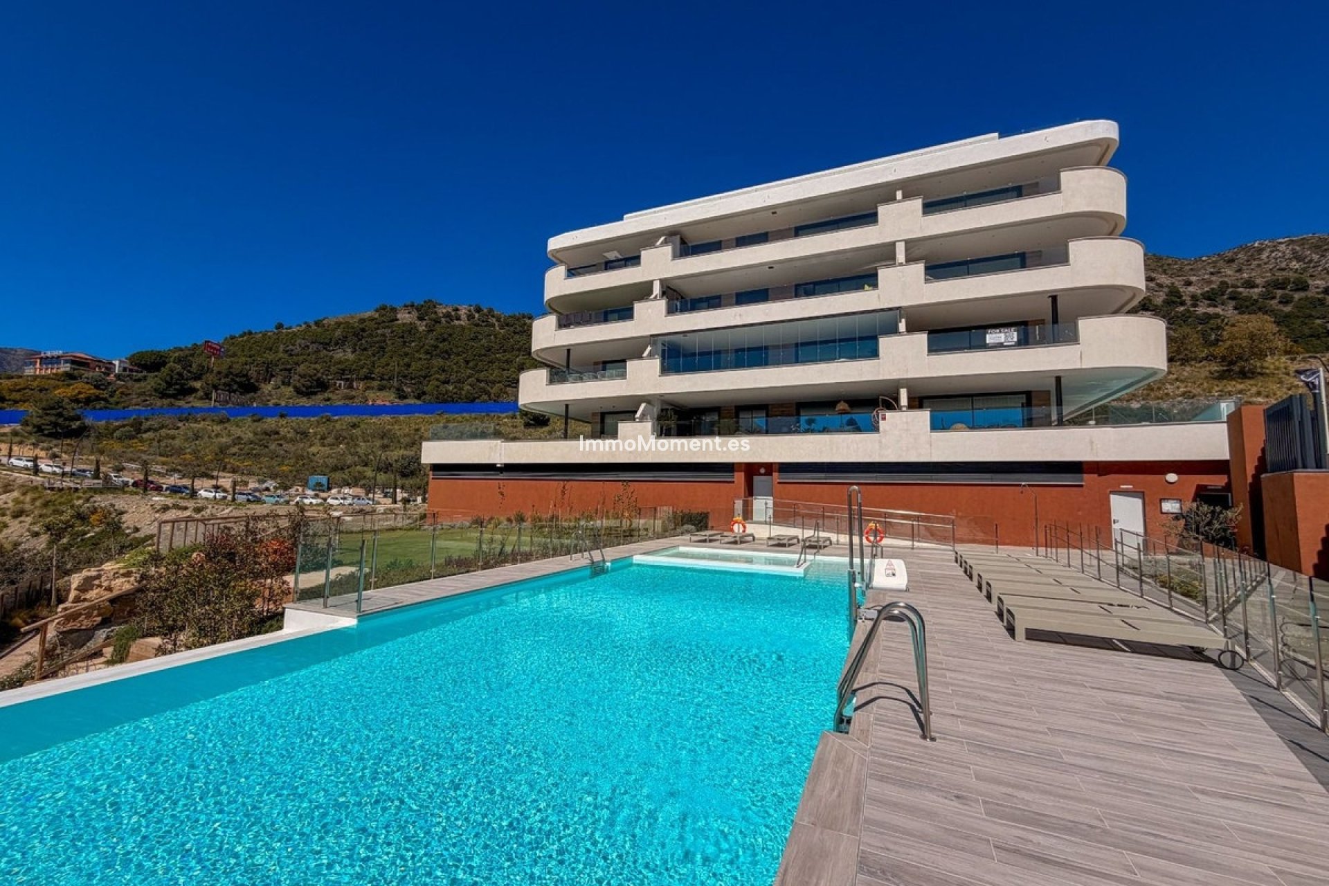 Resale - Apartment - Fuengirola - Higueron