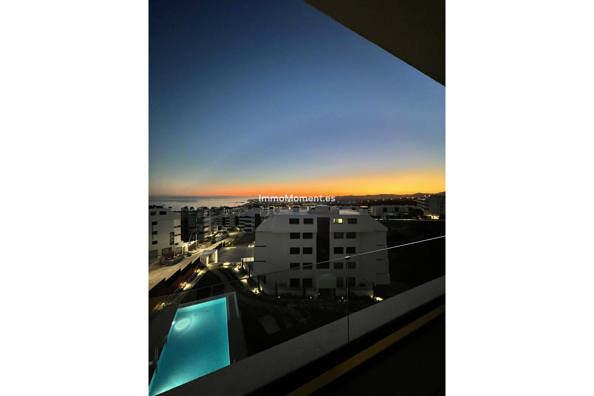 Resale - Apartment - Fuengirola - Higueron