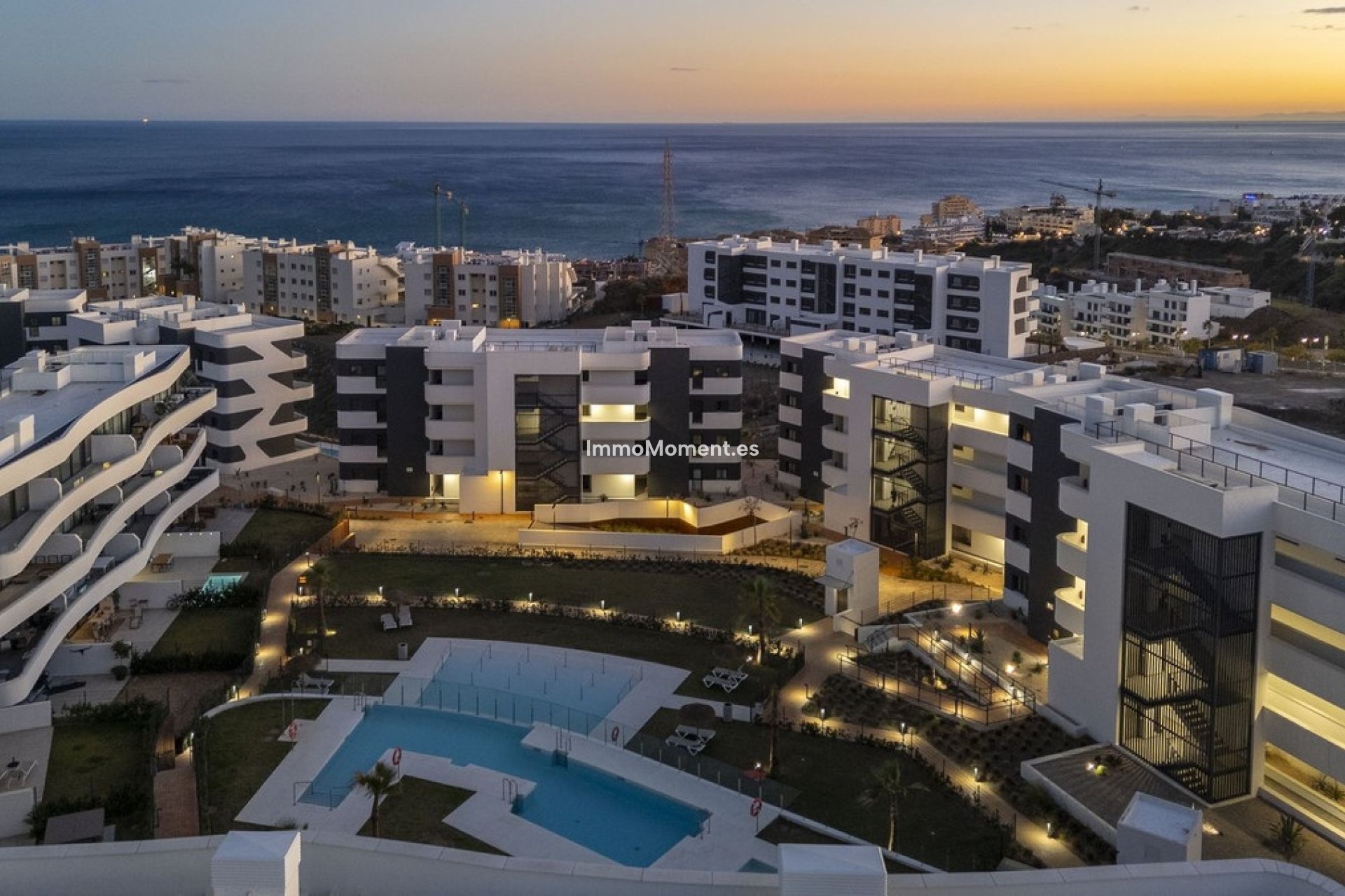 Resale - Apartment - Fuengirola - Higueron