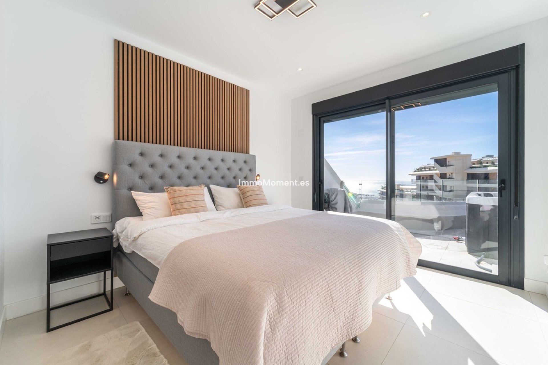 Resale - Apartment - Fuengirola - Higueron
