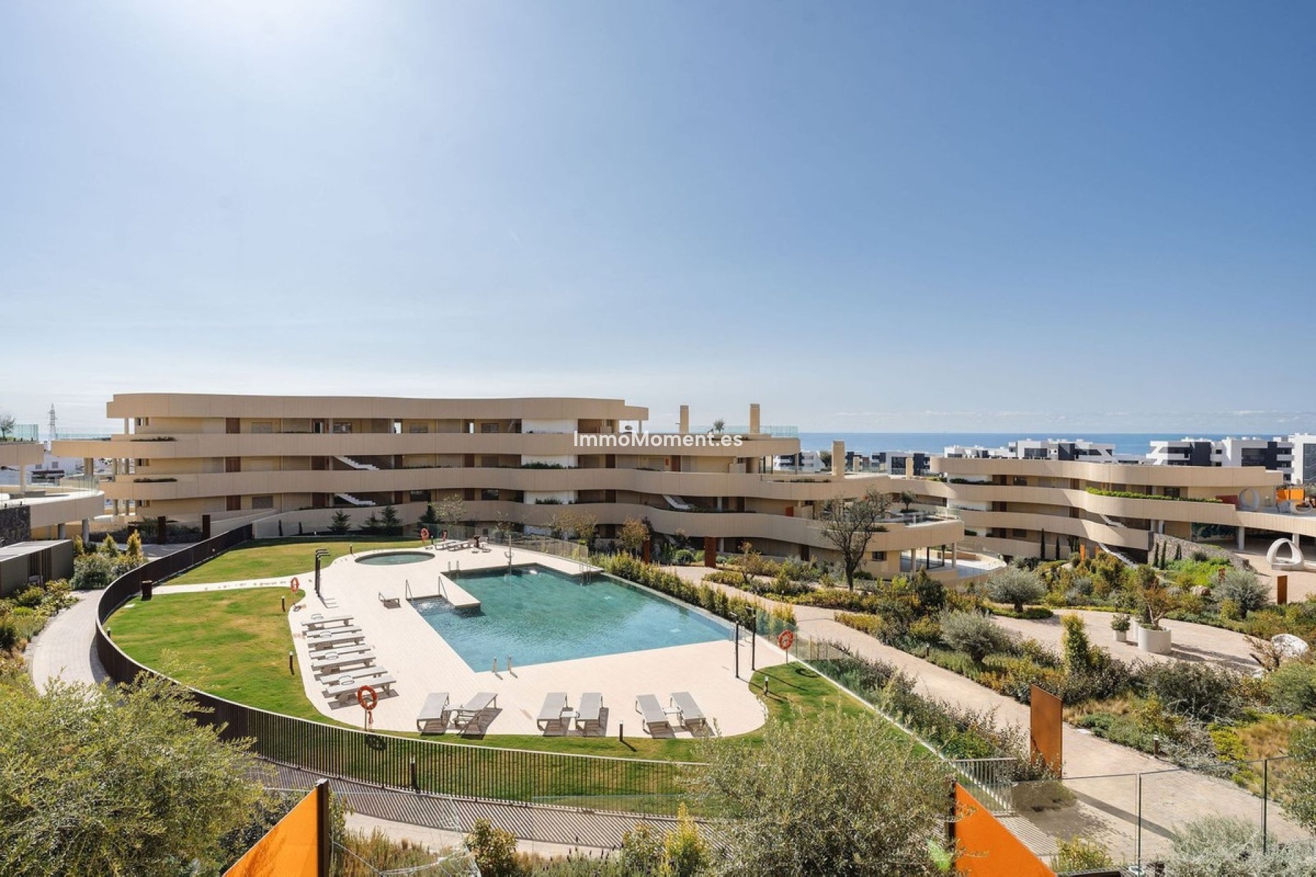 Resale - Apartment - Fuengirola - Higueron