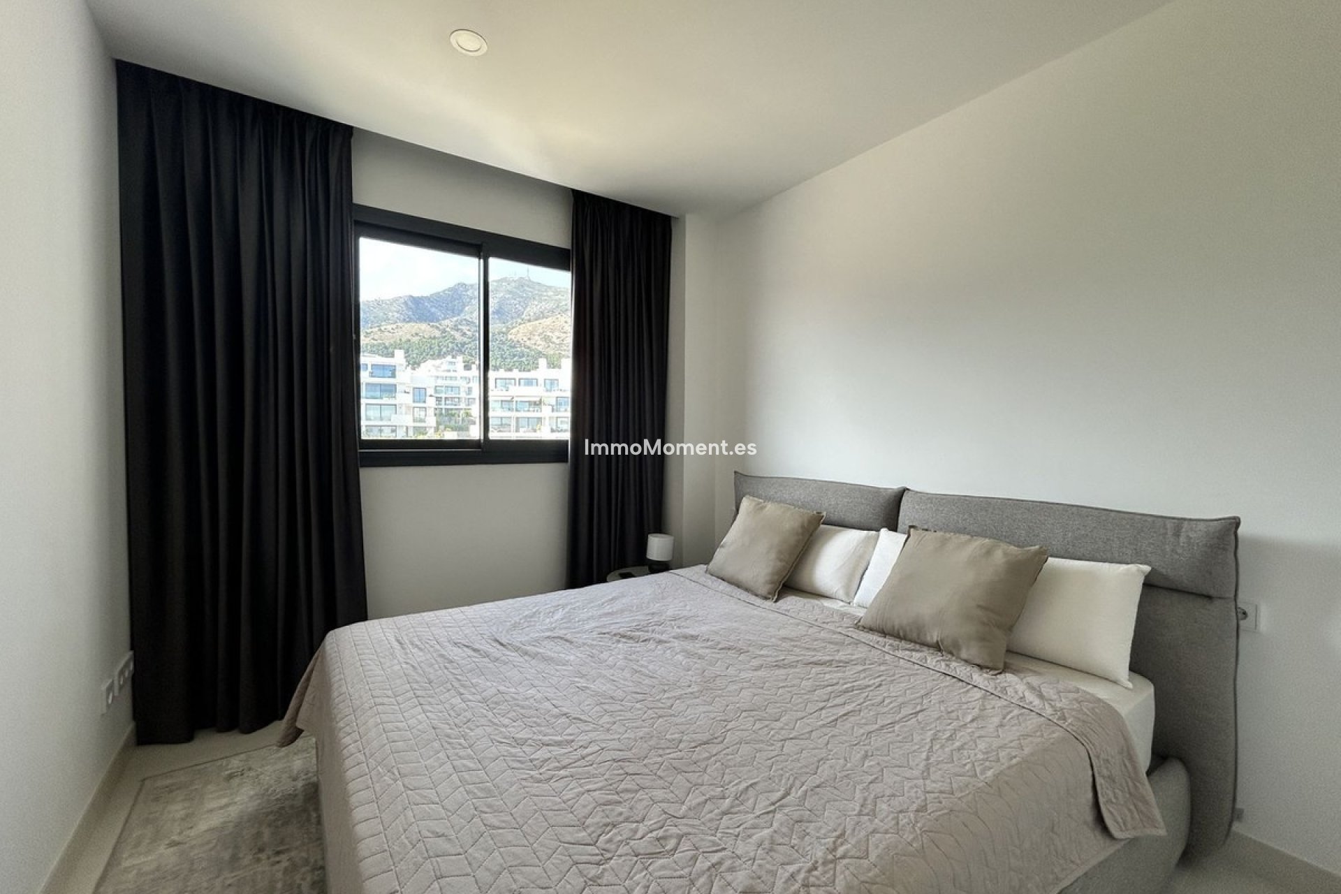 Resale - Apartment - Fuengirola - Higueron