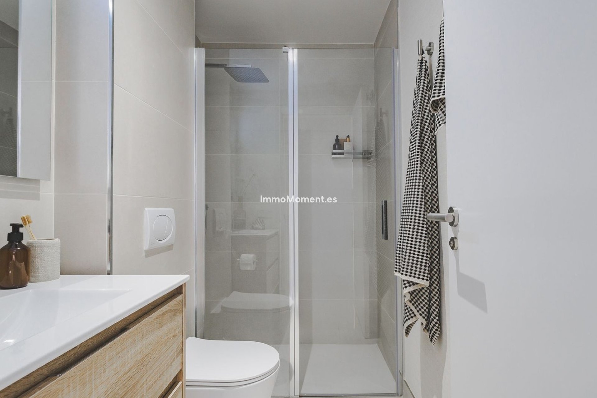 Resale - Apartment - Fuengirola - Higueron