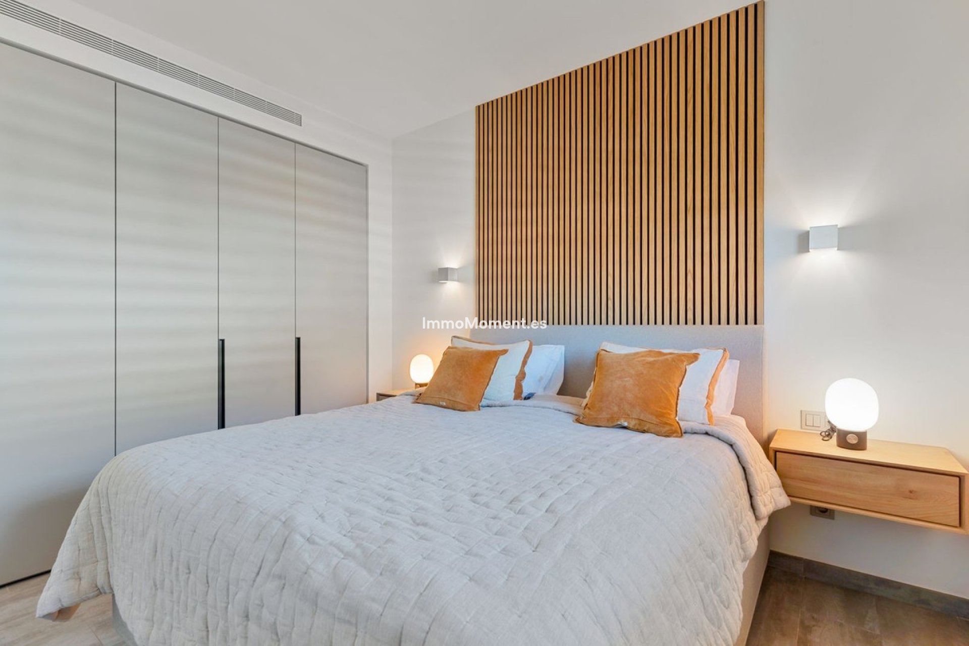 Resale - Apartment - Fuengirola - Higueron