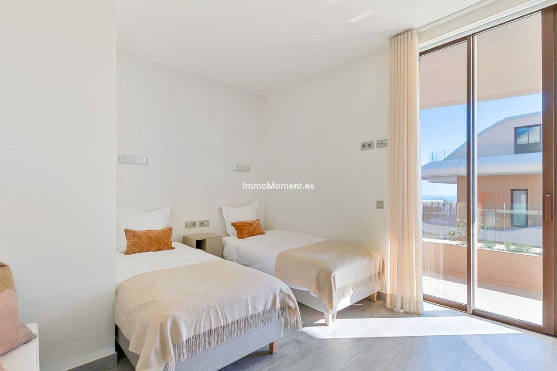 Resale - Apartment - Fuengirola - Higueron