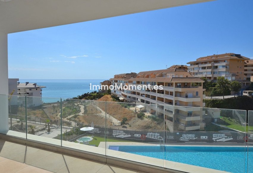 Resale - Apartment - Fuengirola - Higueron