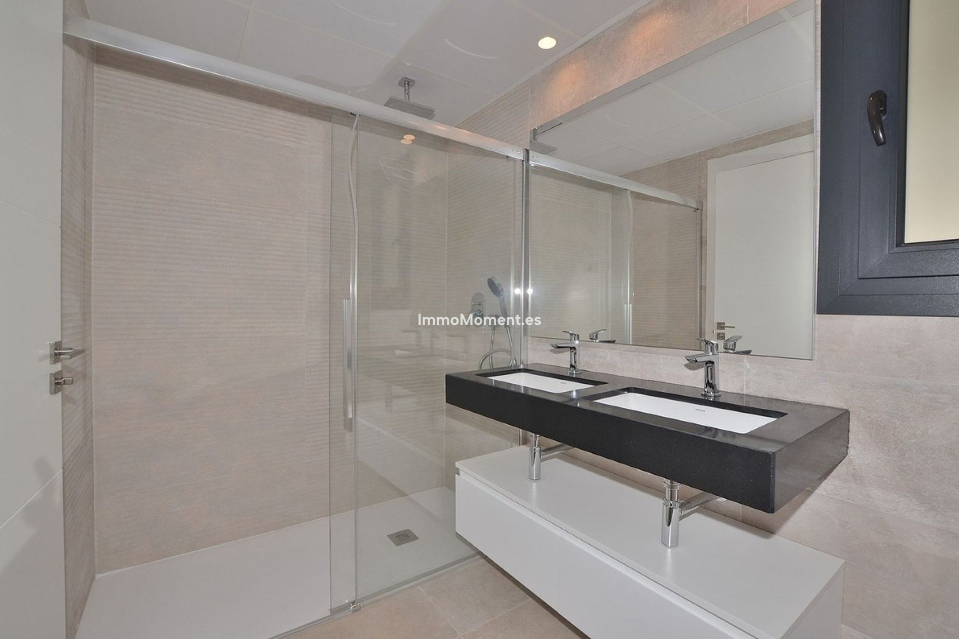 Resale - Apartment - Fuengirola - Higueron