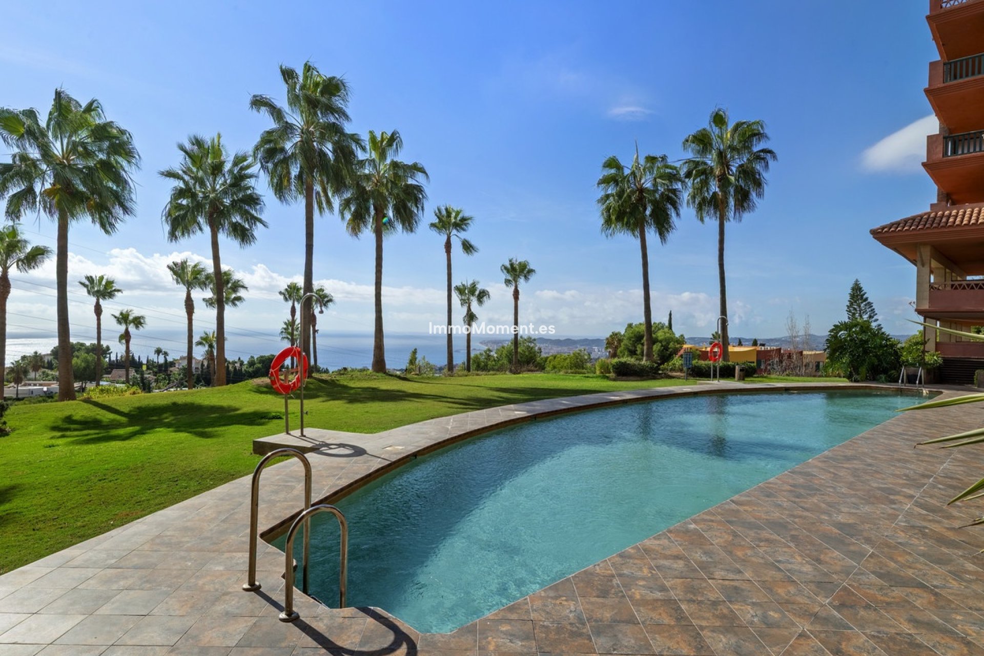 Resale - Apartment - Fuengirola - Higueron