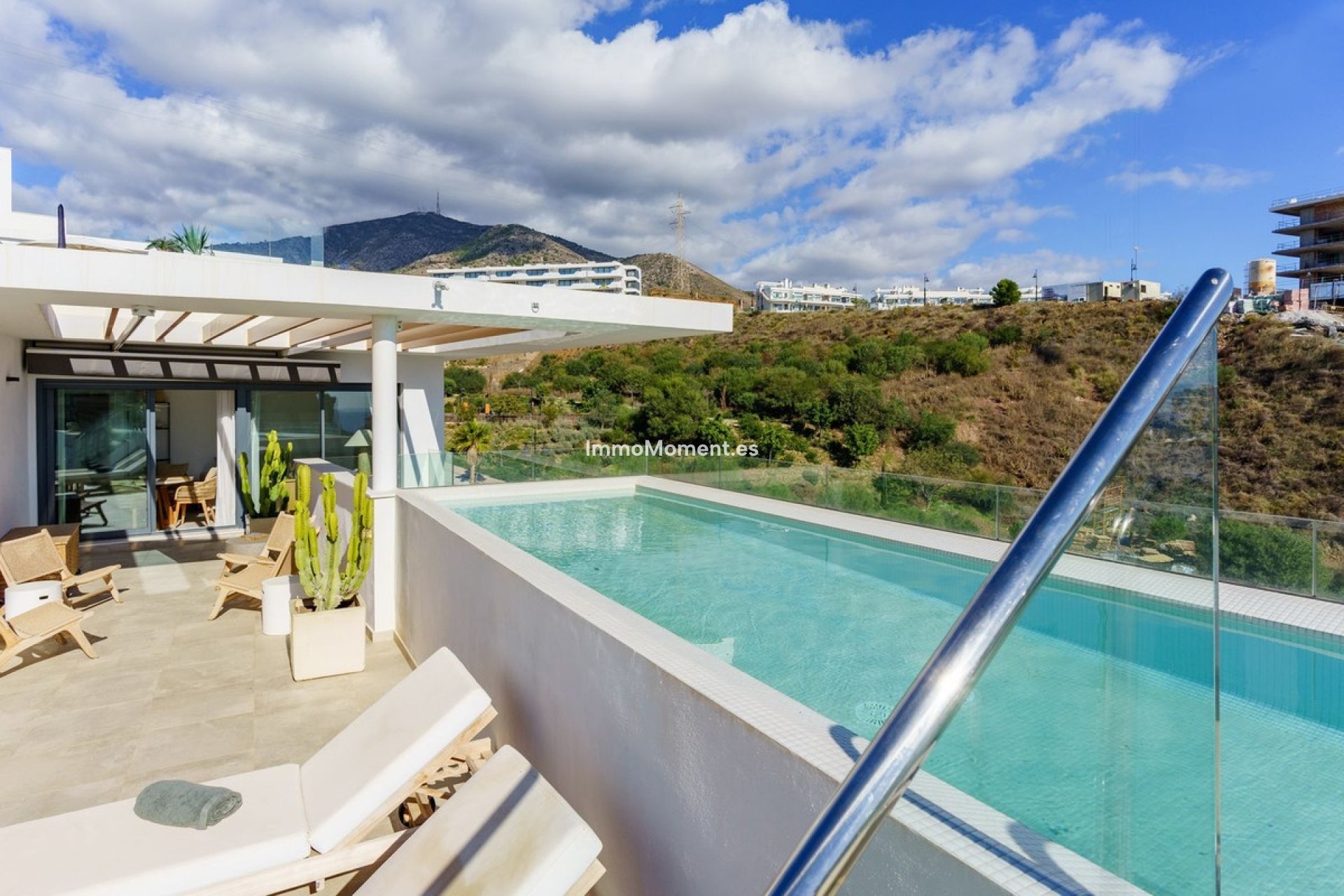 Resale - Apartment - Fuengirola - Higueron