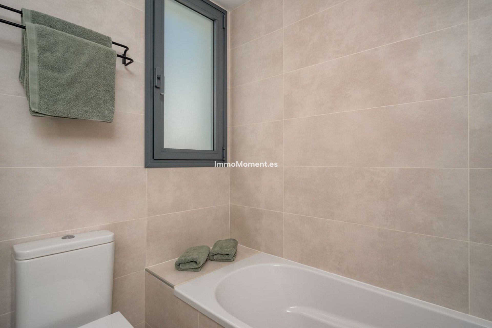 Resale - Apartment - Fuengirola - Higueron