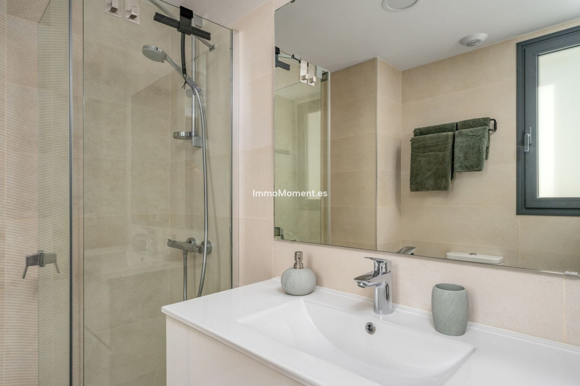Resale - Apartment - Fuengirola - Higueron