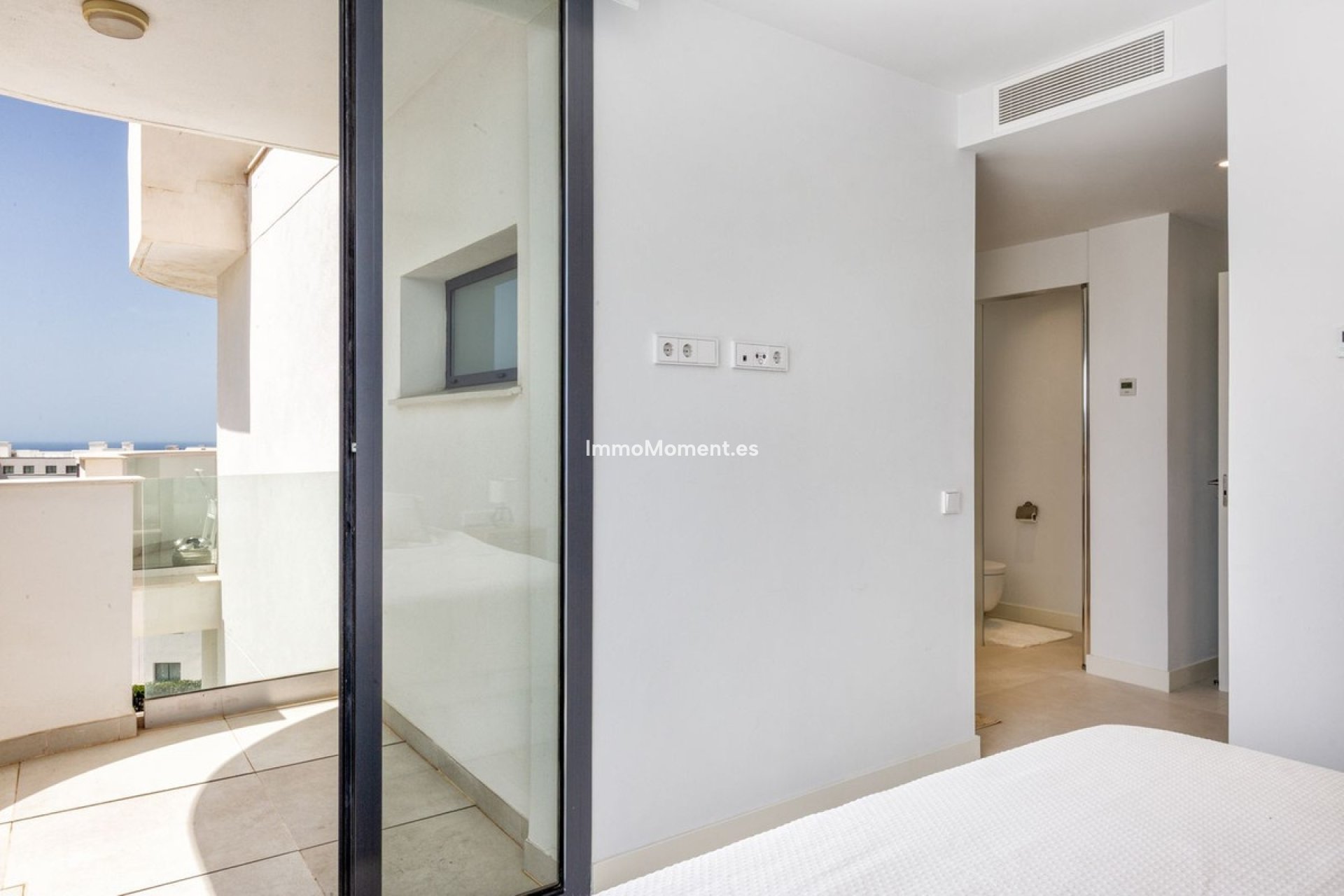 Resale - Apartment - Fuengirola - Higueron