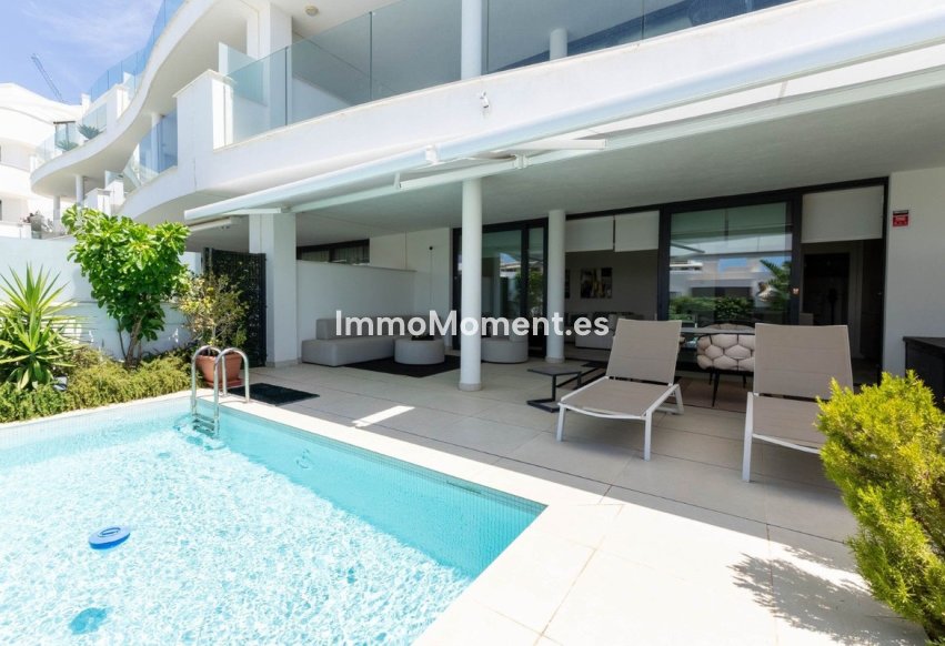 Resale - Apartment - Fuengirola - Higueron