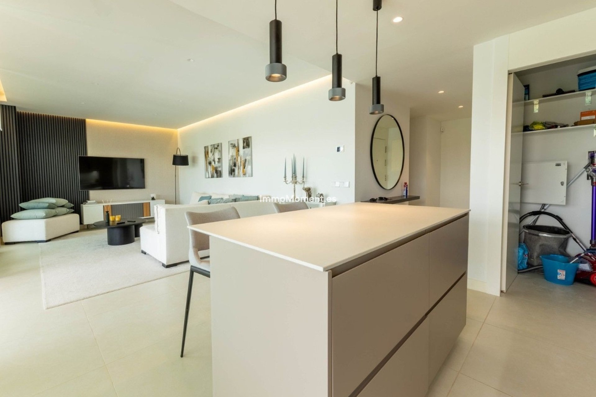 Resale - Apartment - Fuengirola - Higueron