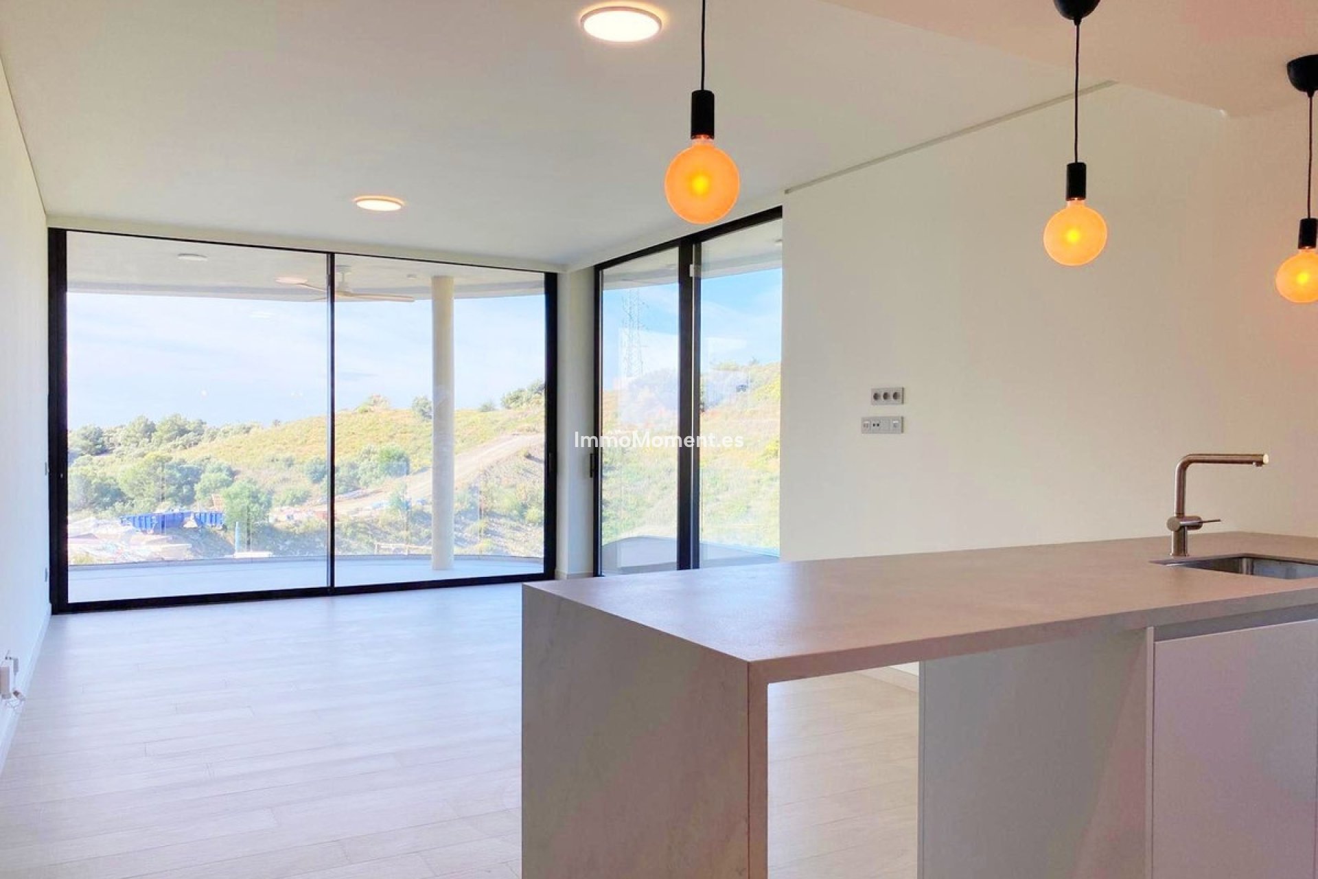 Resale - Apartment - Fuengirola - Higueron