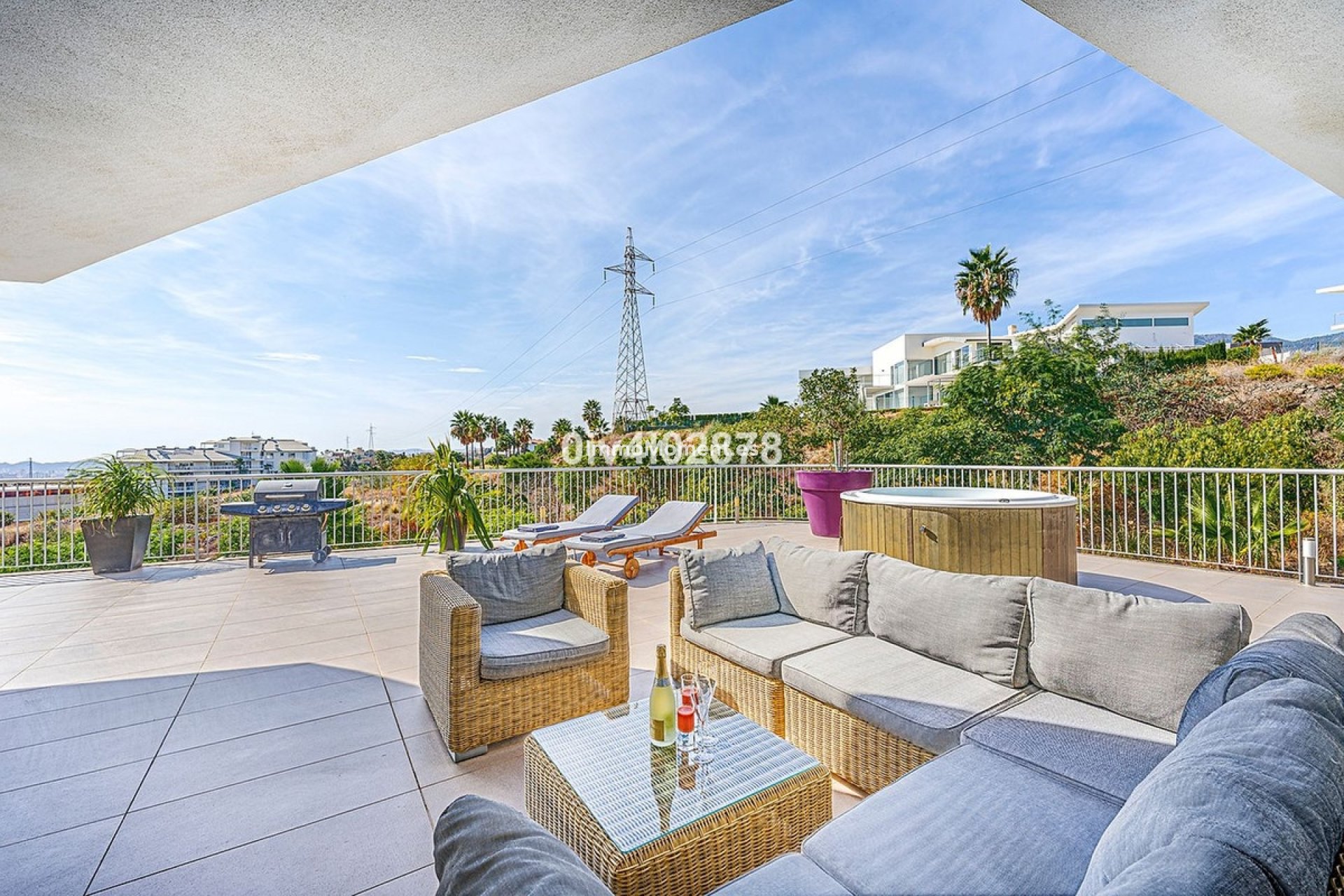 Resale - Apartment - Fuengirola - Higueron