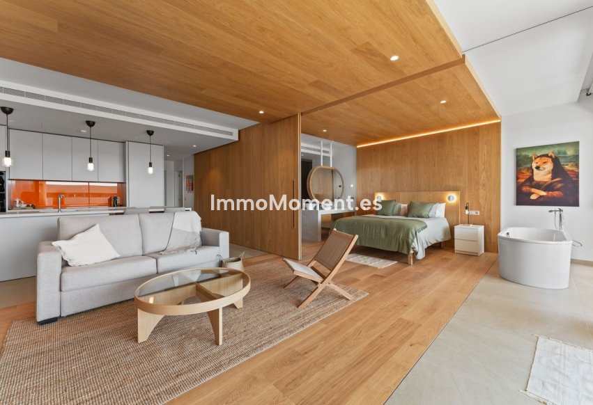 Resale - Apartment - Fuengirola - Higueron