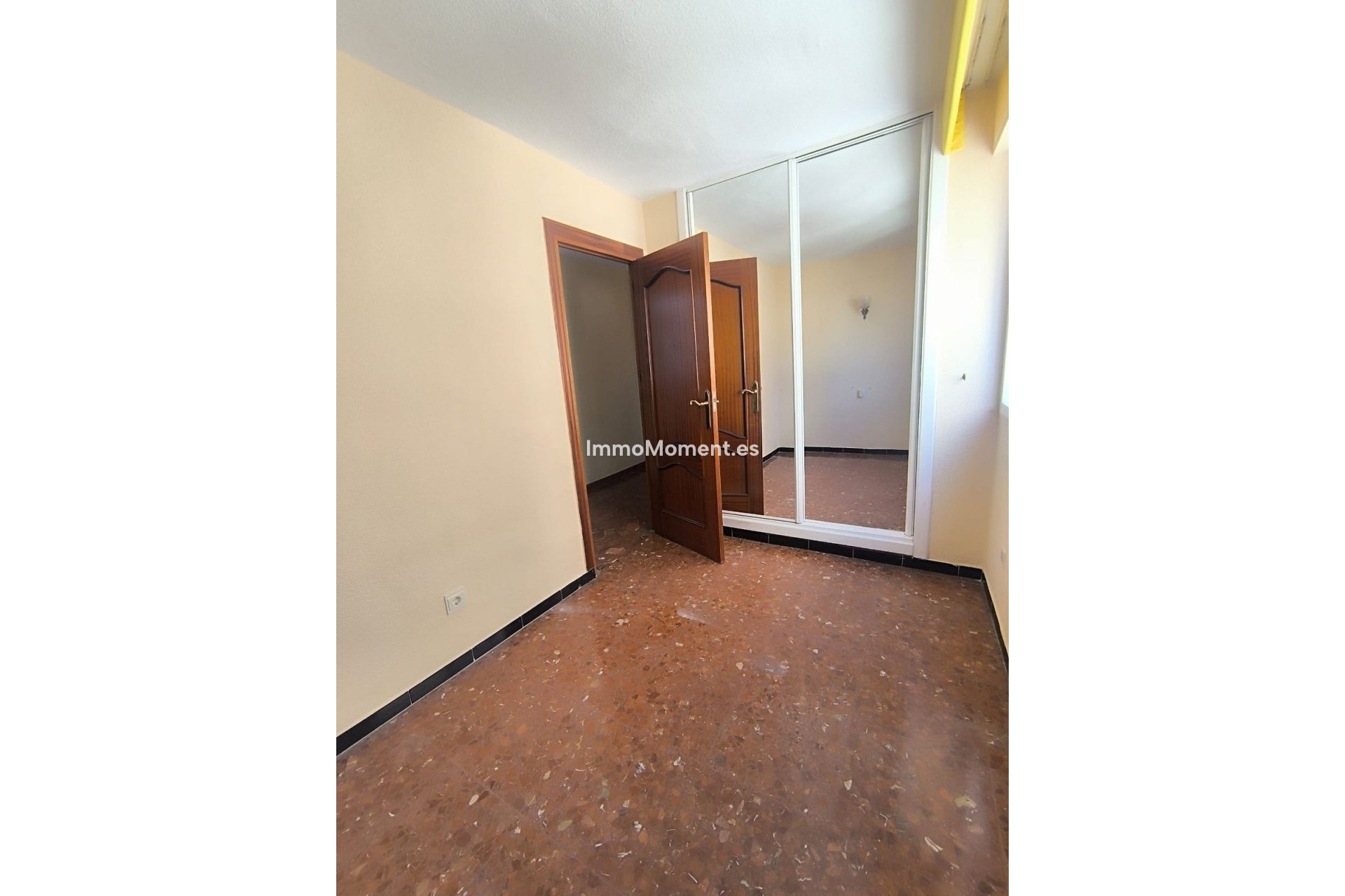 Resale - Apartment - Fuengirola - Los Boliches