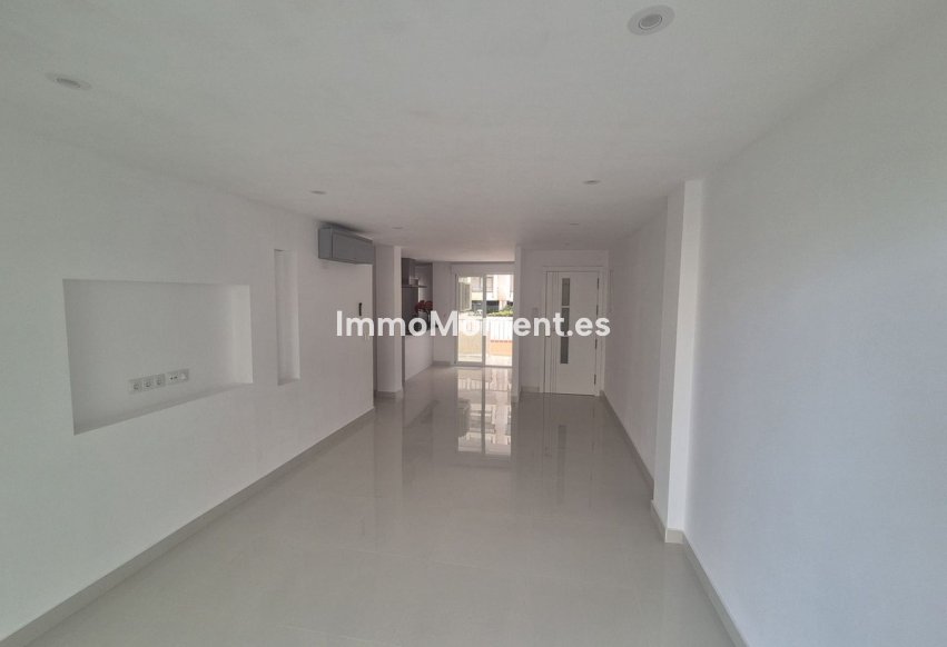 Resale - Apartment - Fuengirola - Los Boliches