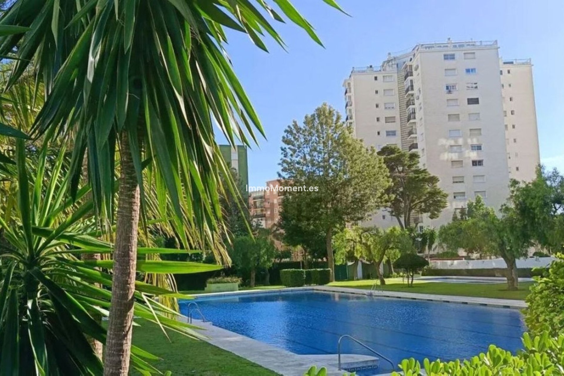 Resale - Apartment - Fuengirola - Los Boliches