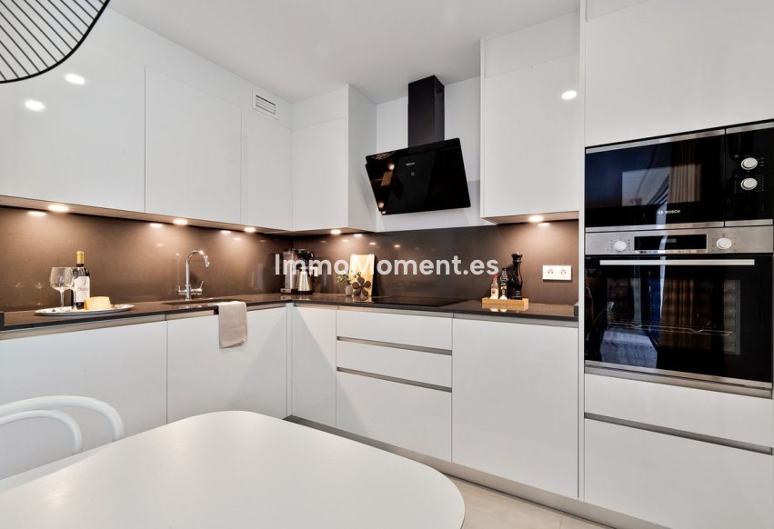 Resale - Apartment - Fuengirola - Los Boliches