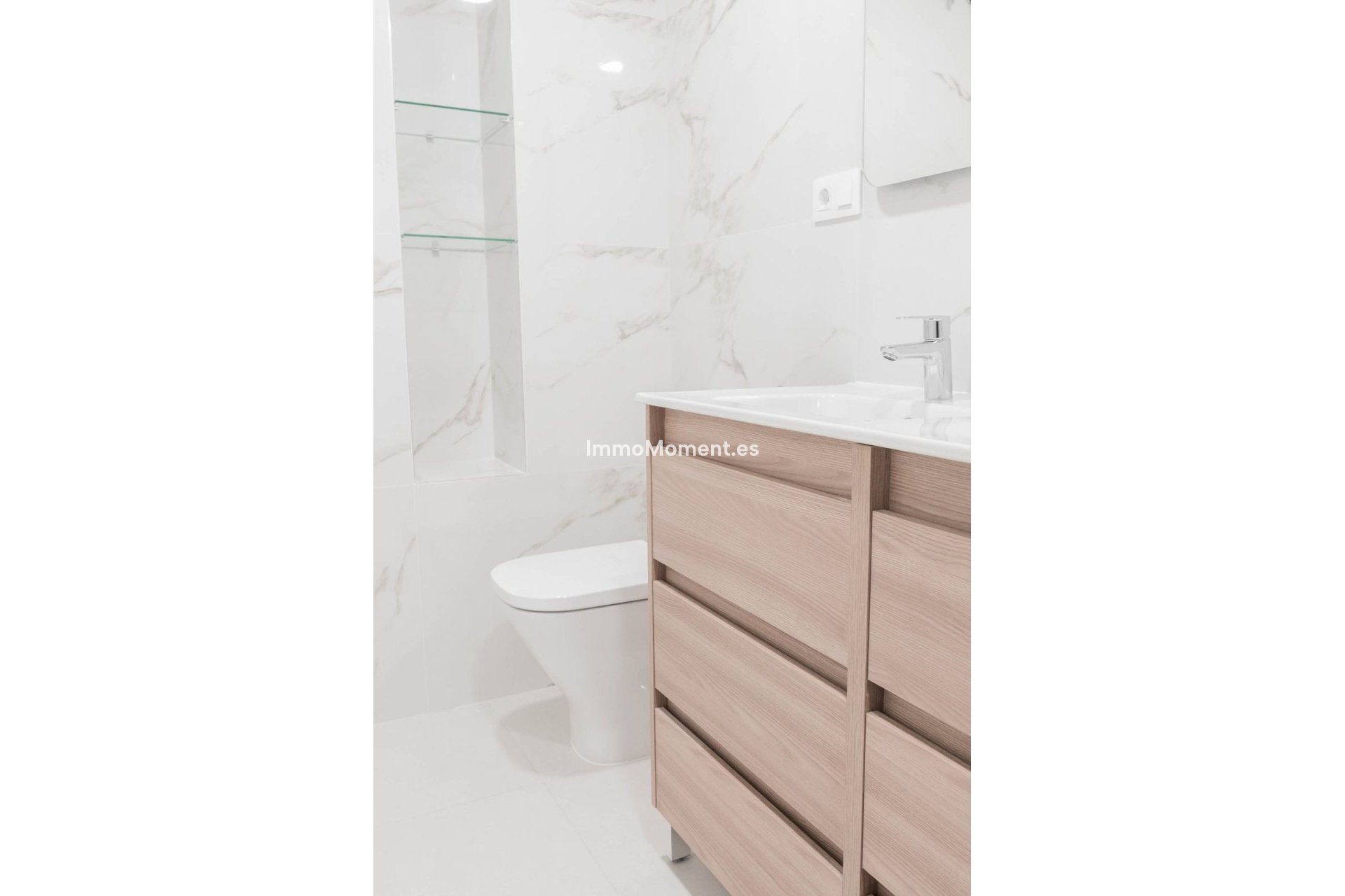 Resale - Apartment - Fuengirola - Los Boliches