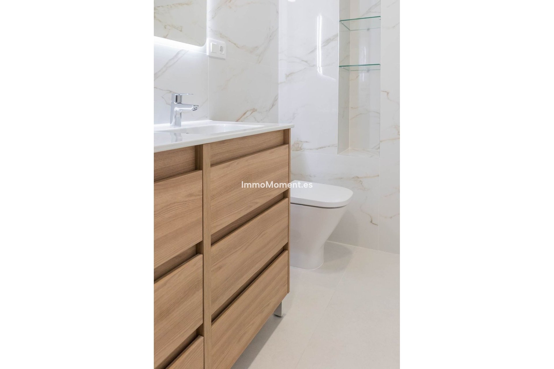Resale - Apartment - Fuengirola - Los Boliches