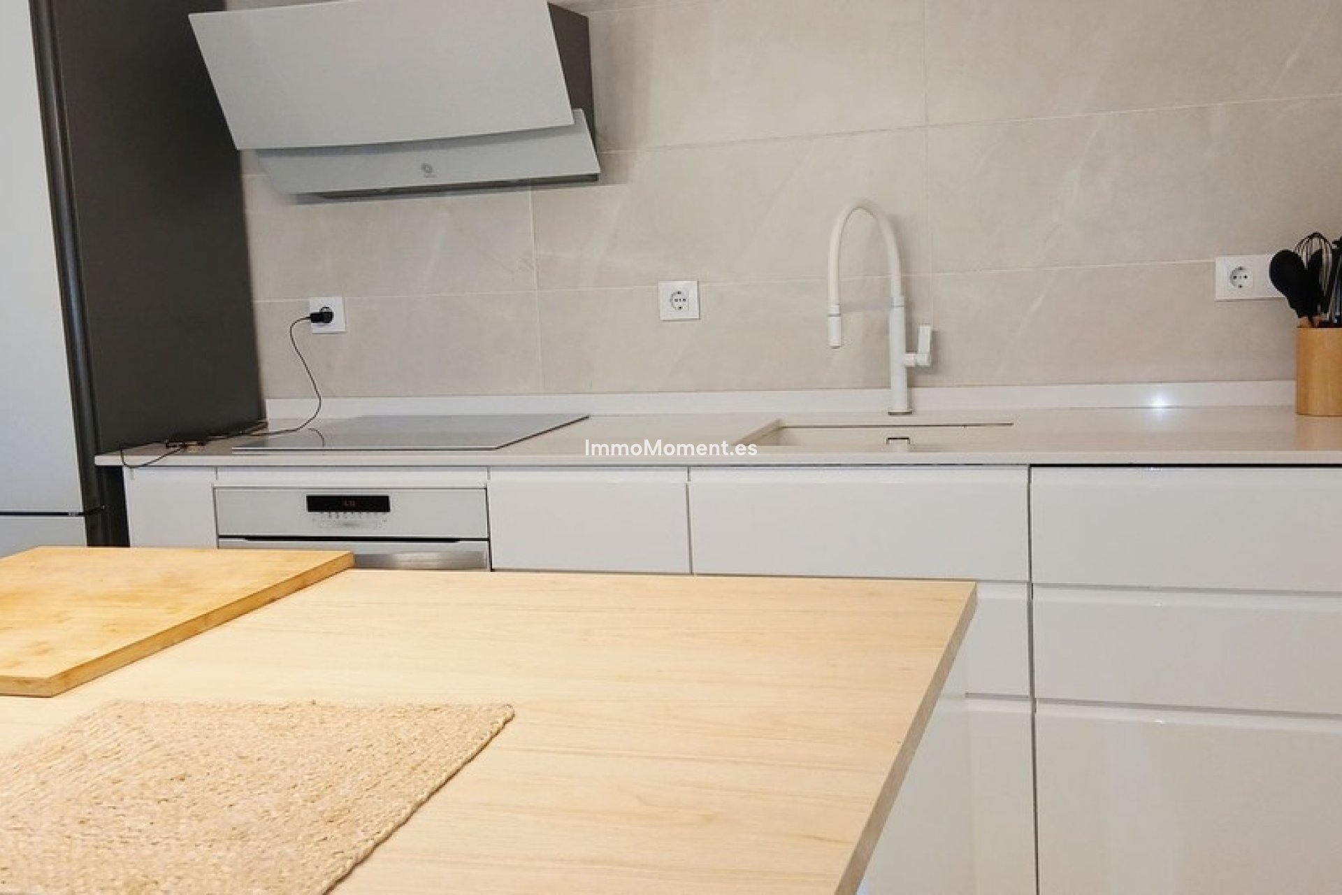 Resale - Apartment - Inland  - Alhaurín de la Torre