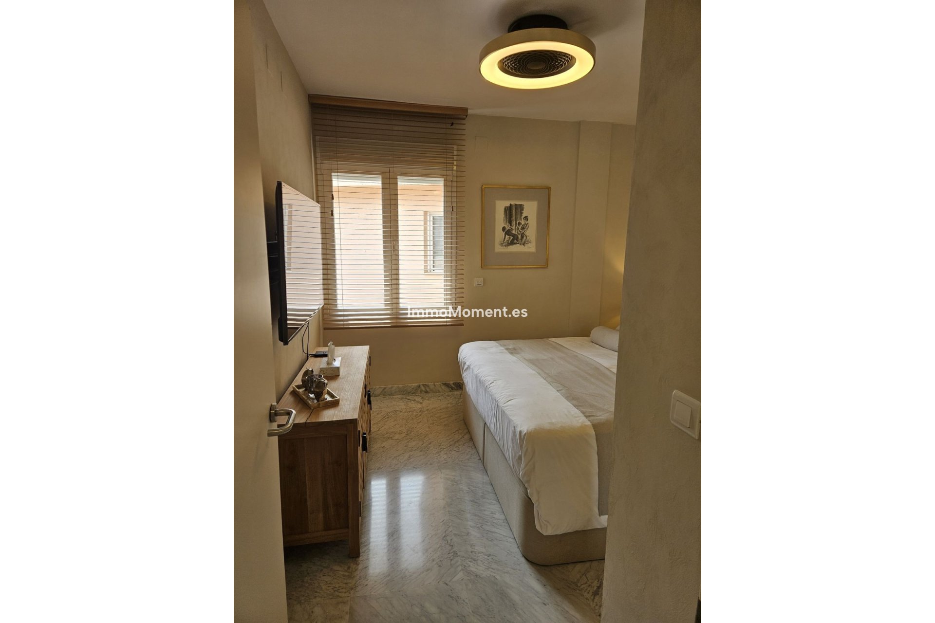 Resale - Apartment - Inland  - Alhaurín de la Torre