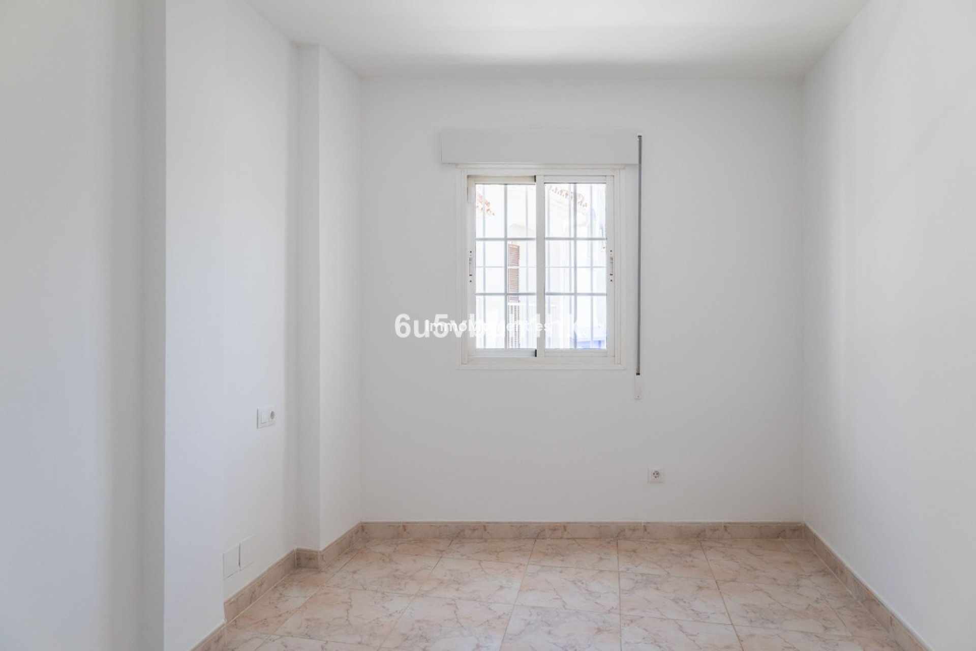 Resale - Apartment - Inland  - Alhaurín de la Torre