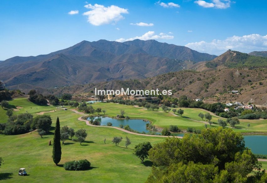 Resale - Apartment - Inland  - Alhaurín el Grande Centro