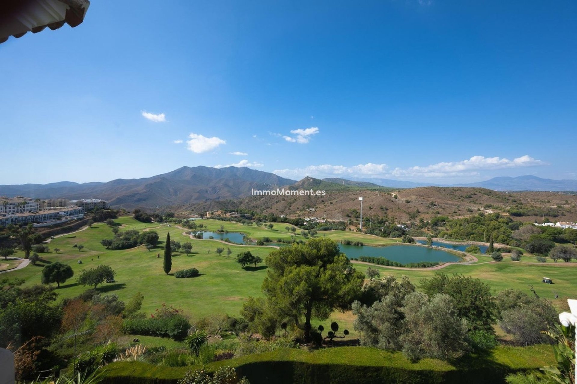 Resale - Apartment - Inland  - Alhaurín el Grande Centro