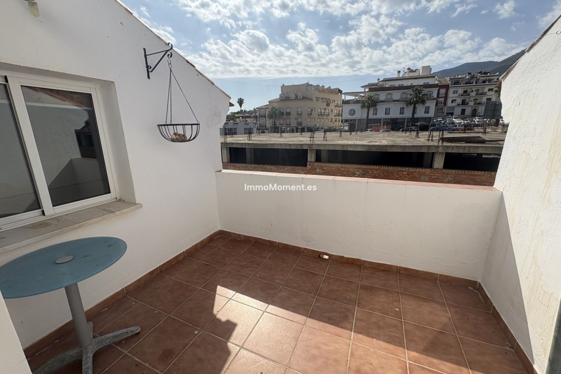 Resale - Apartment - Inland  - Alhaurín el Grande Centro