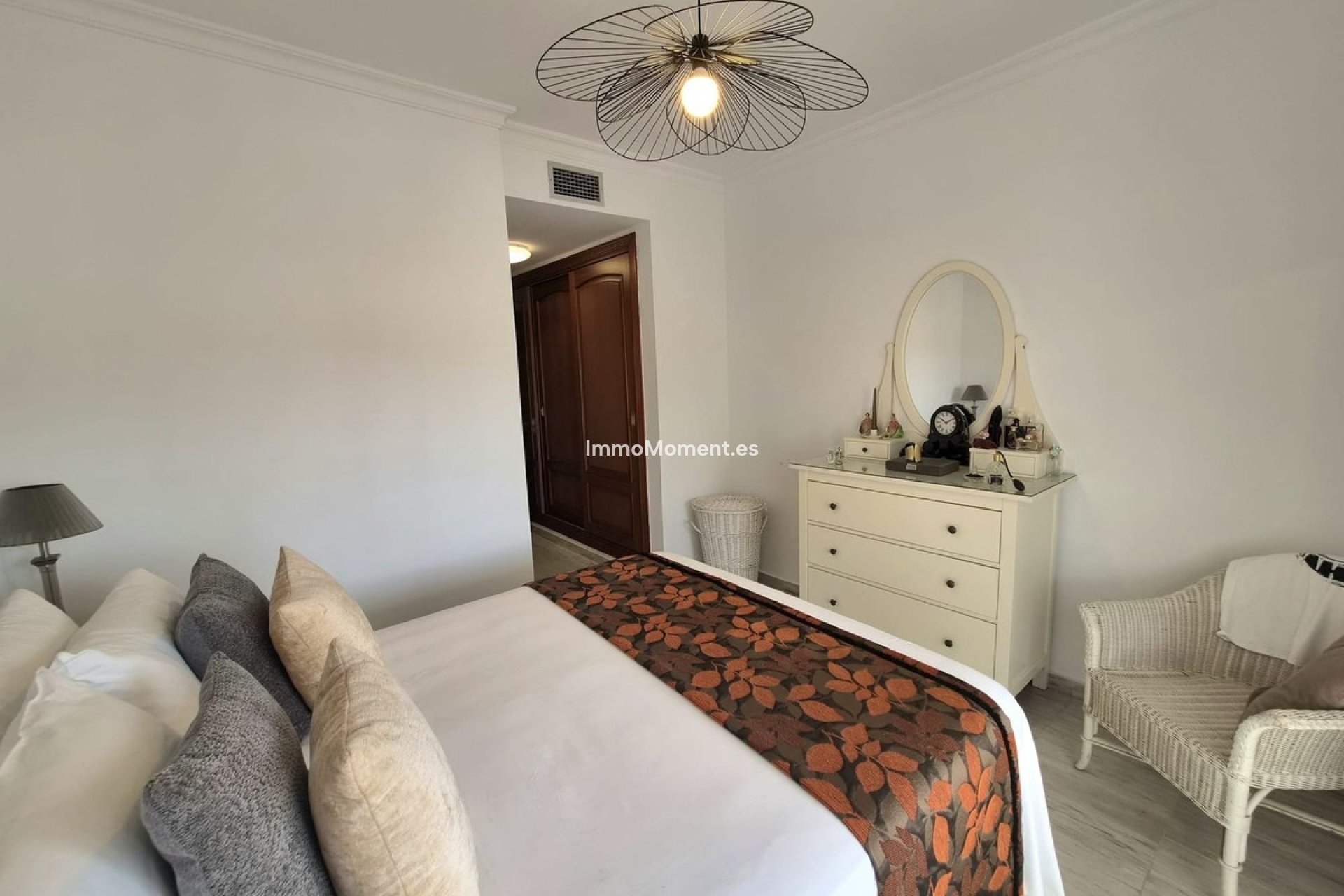 Resale - Apartment - Inland  - Alhaurín Golf