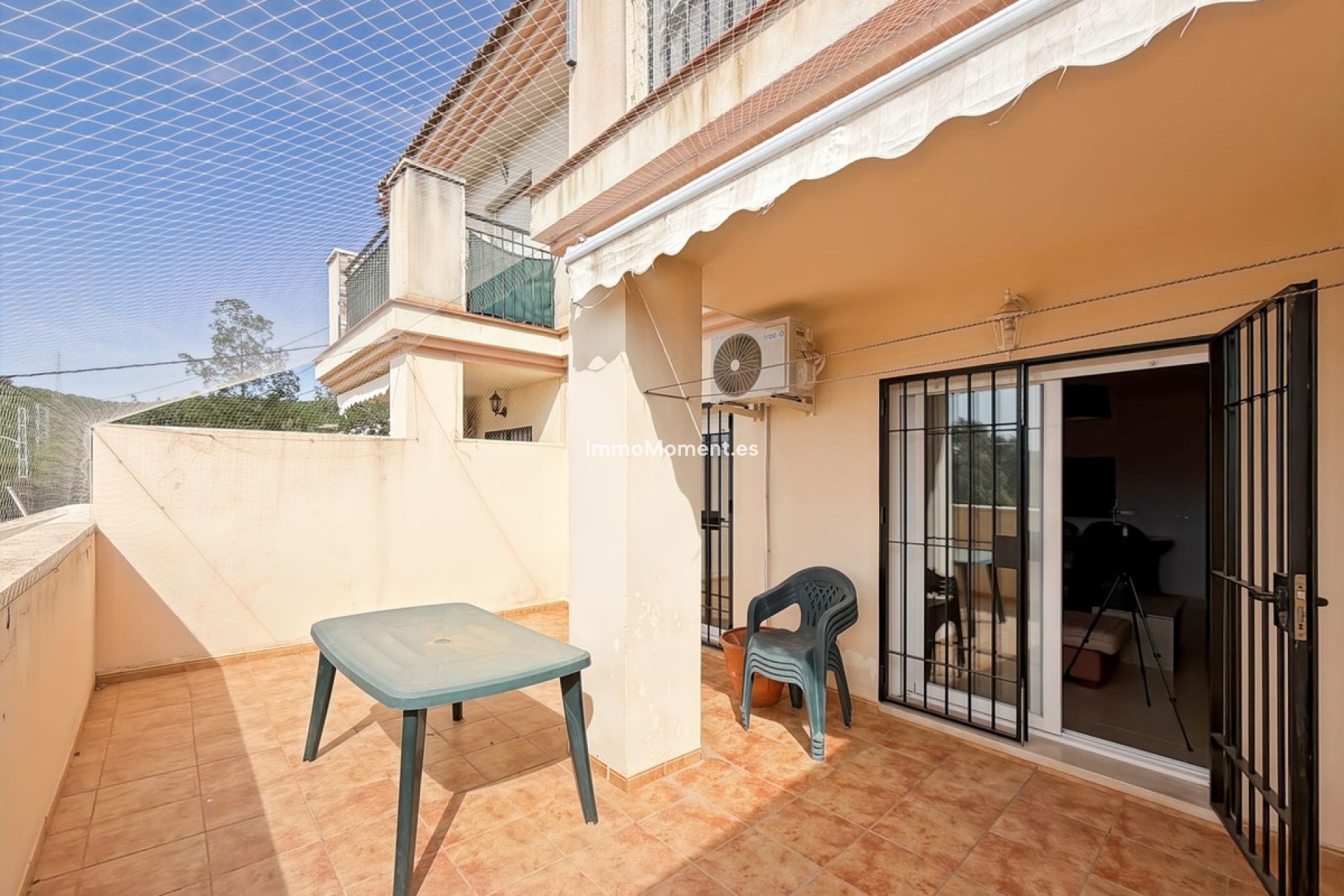 Resale - Apartment - Inland  - Almogía