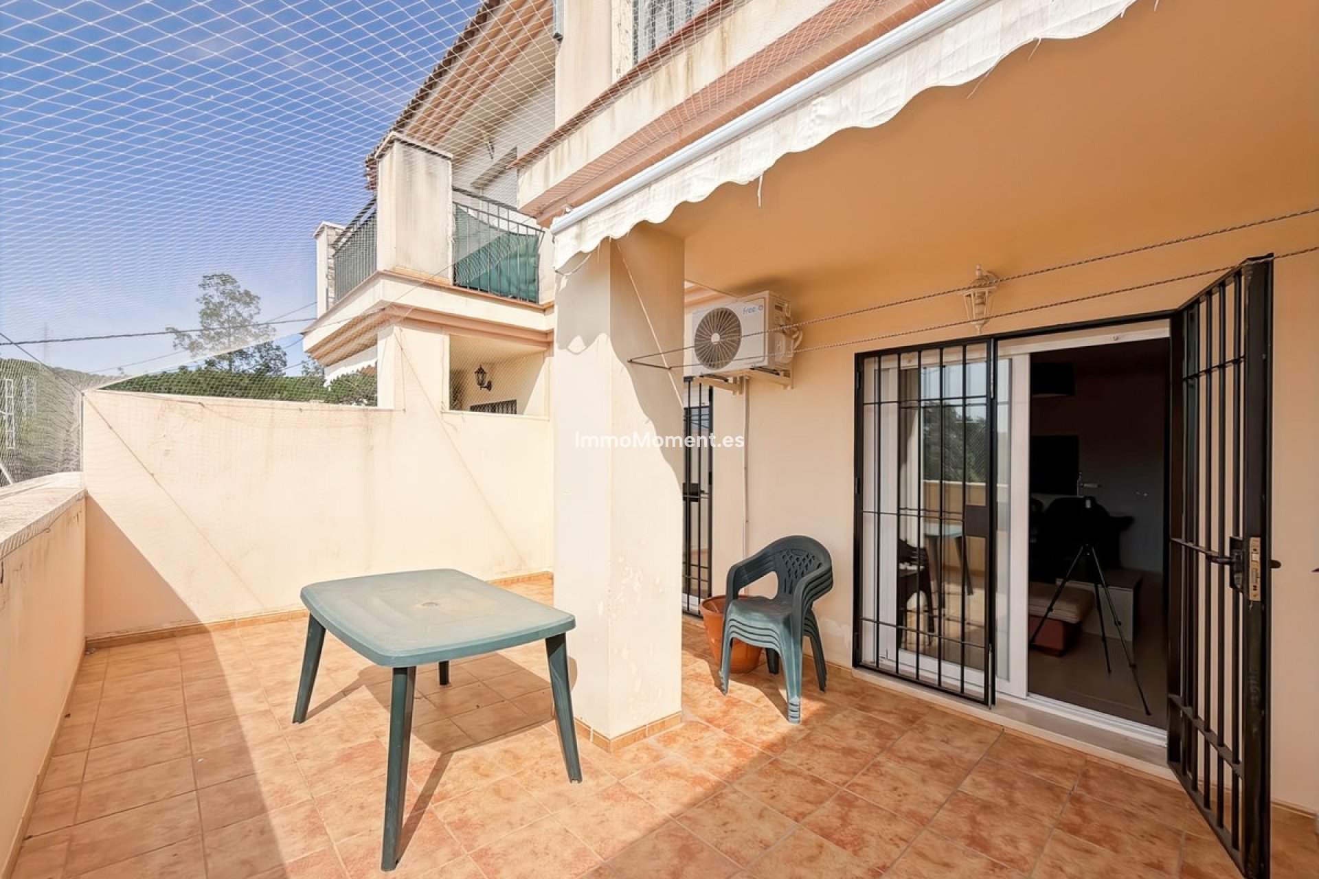Resale - Apartment - Inland  - Almogía