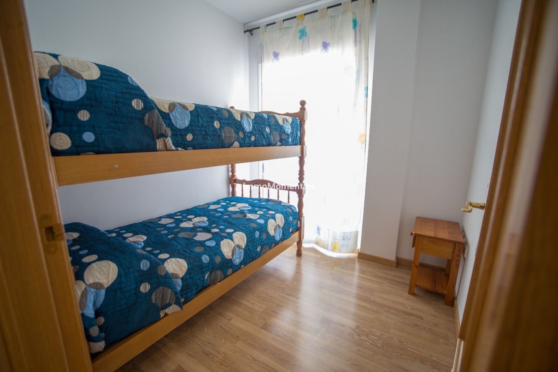Resale - Apartment - Inland  - Coín