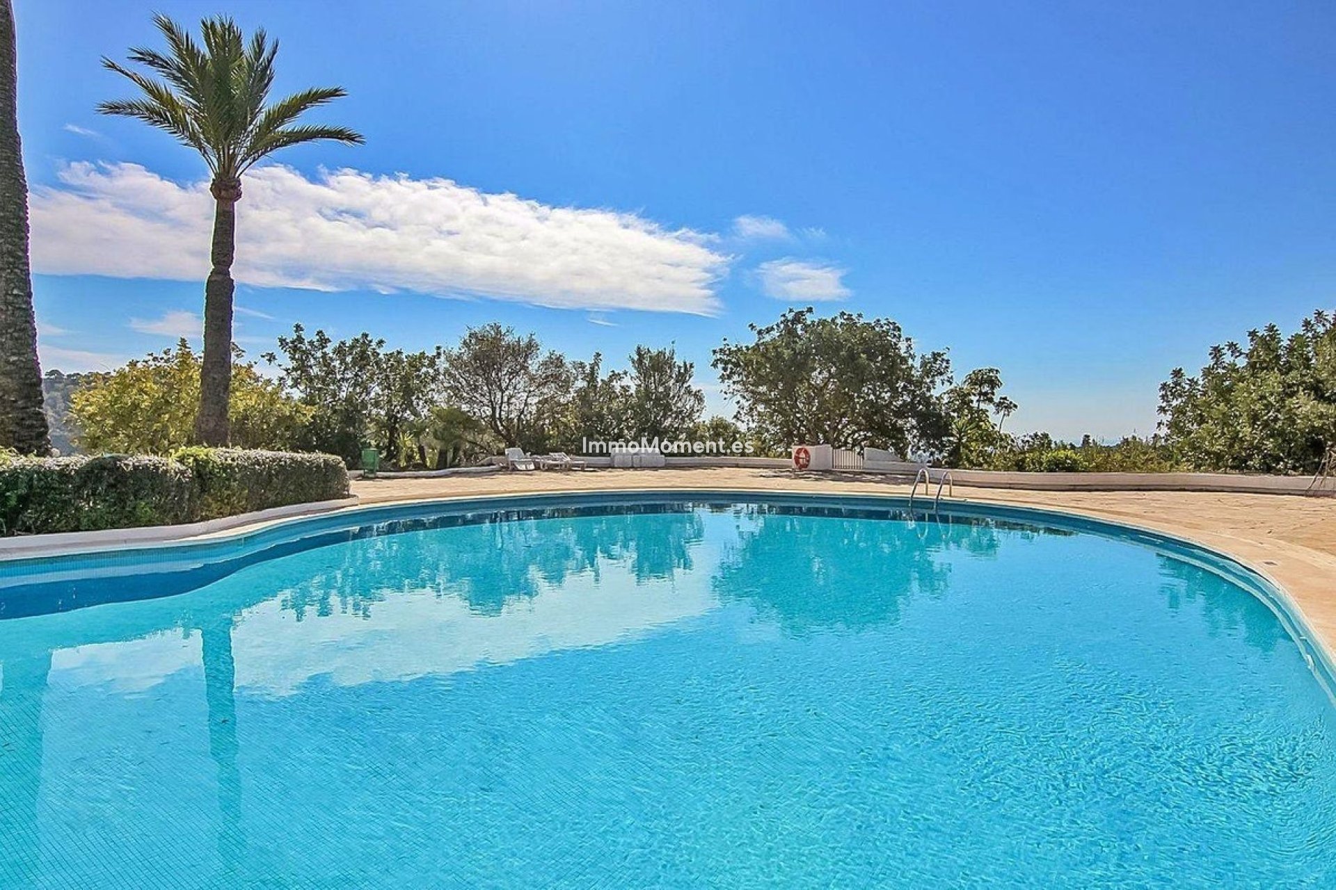 Resale - Apartment - Inland  - Istán