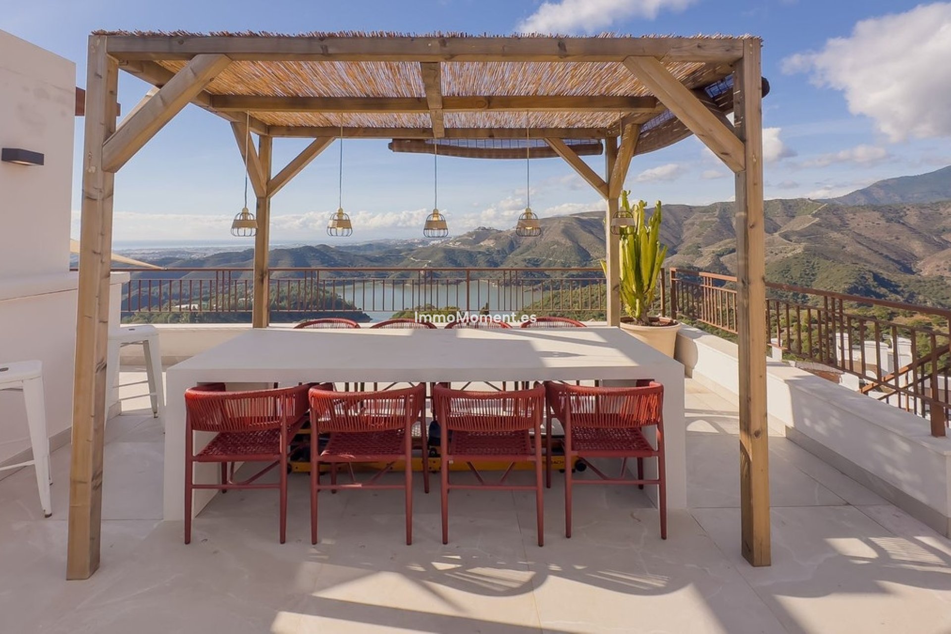 Resale - Apartment - Inland  - Istán