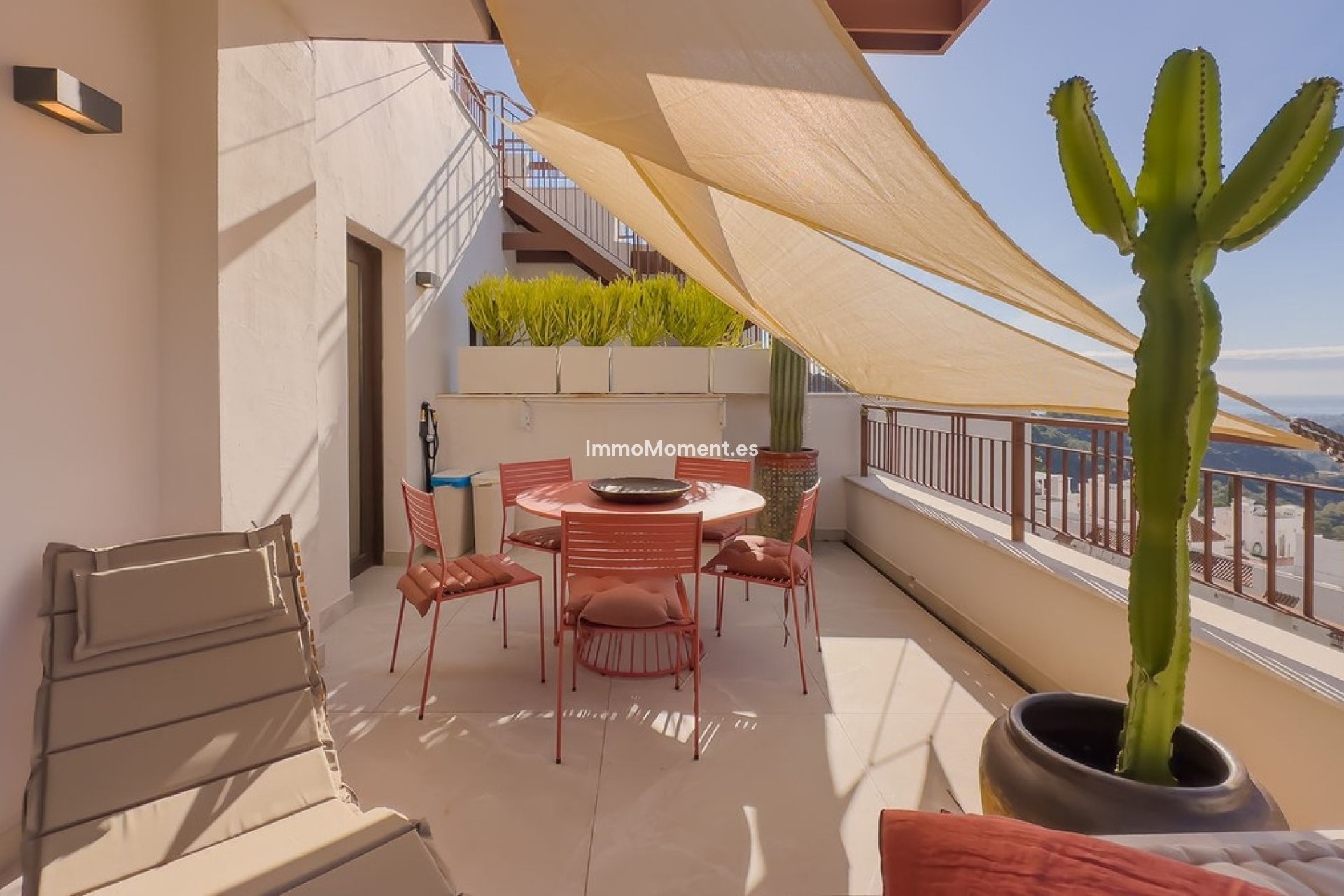 Resale - Apartment - Inland  - Istán