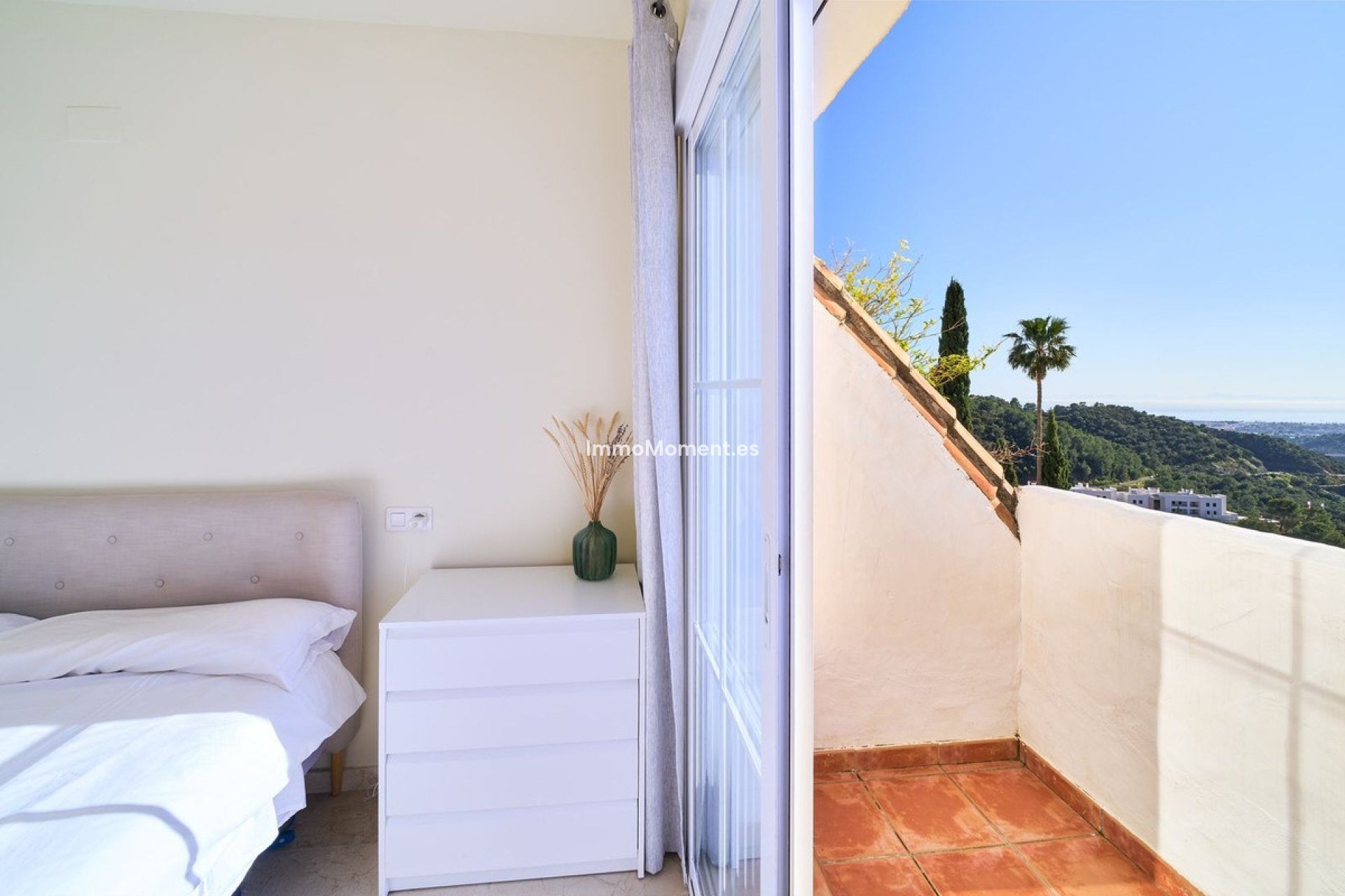 Resale - Apartment - Inland  - Istán