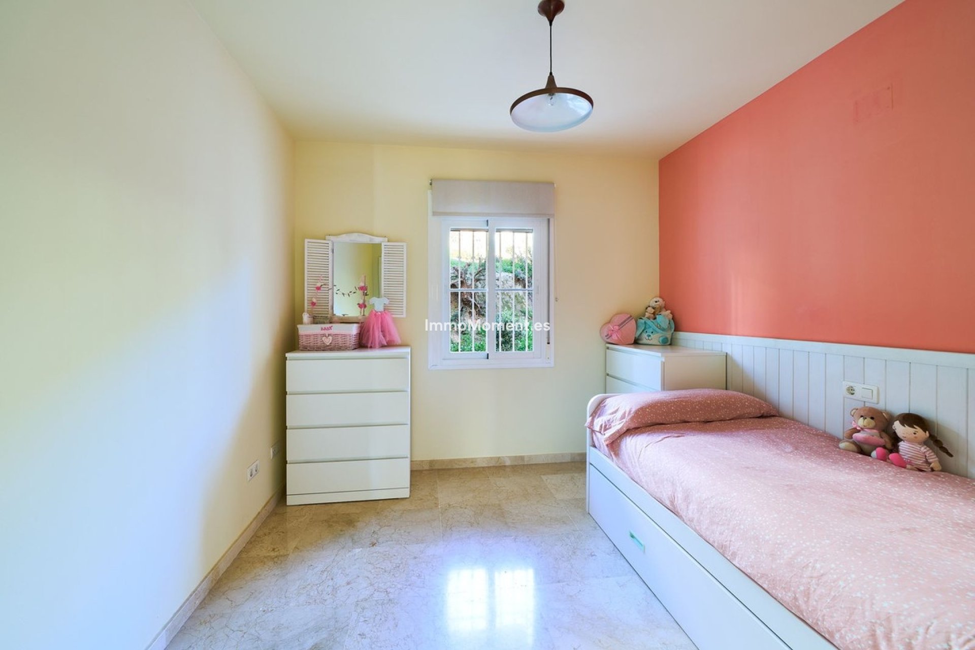 Resale - Apartment - Inland  - Istán