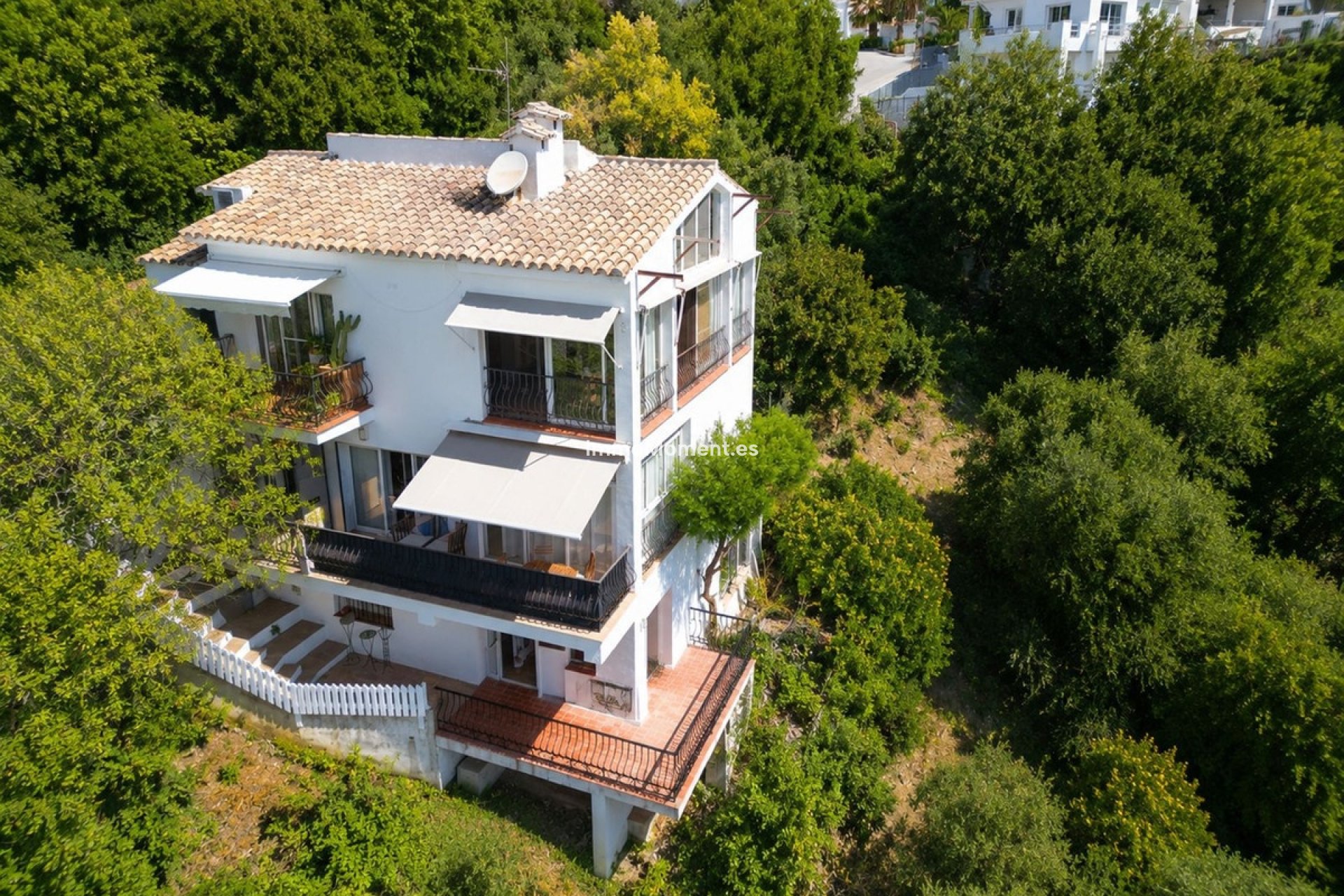 Resale - Apartment - Inland  - Istán