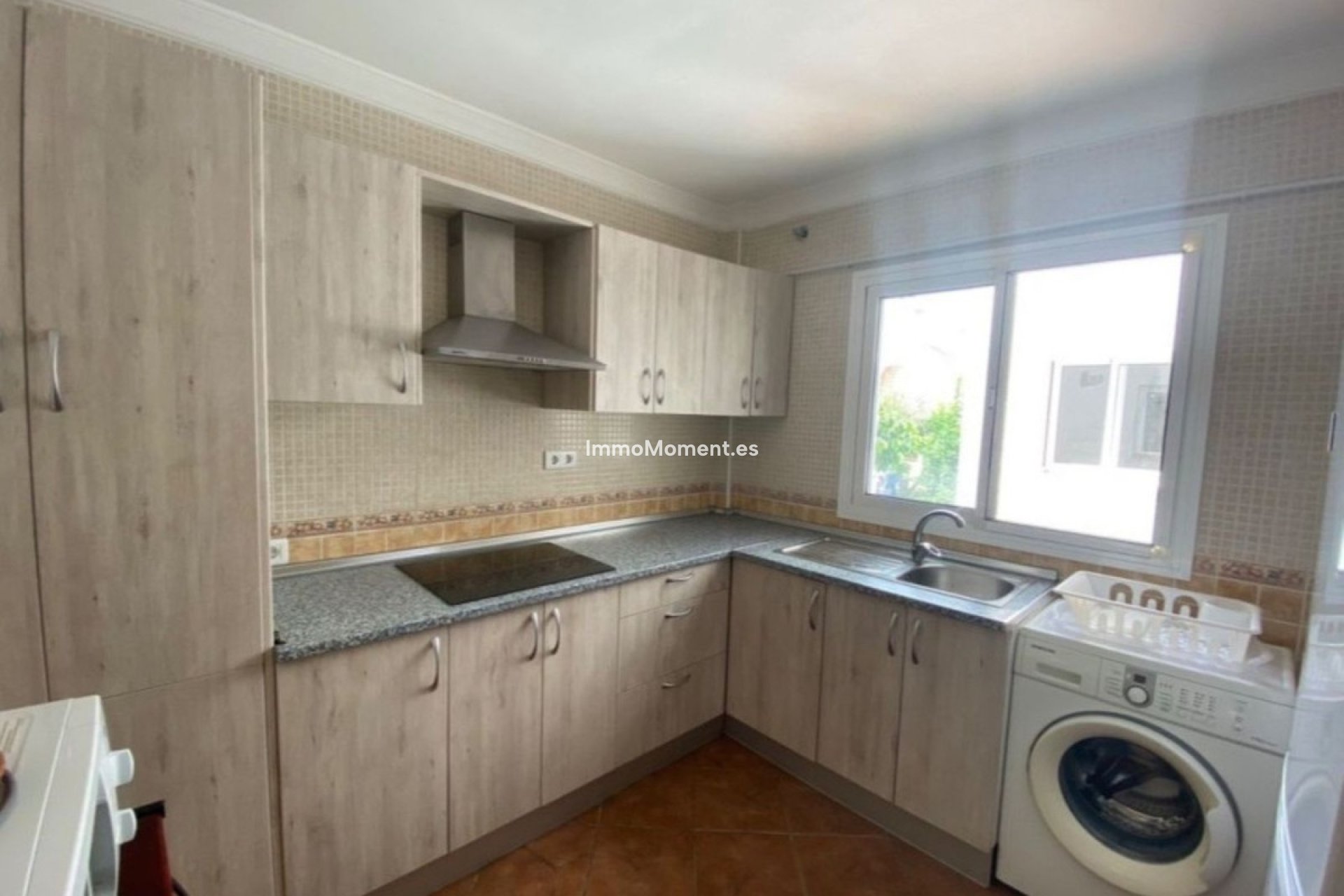 Resale - Apartment - Inland  - Monda