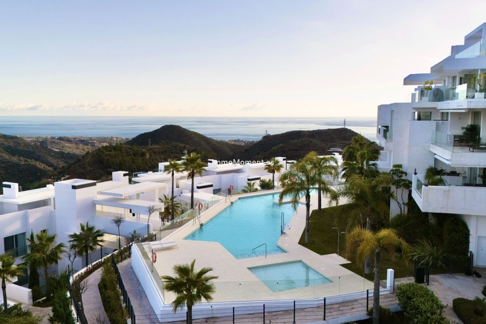 Resale - Apartment - Inland  - Ojén